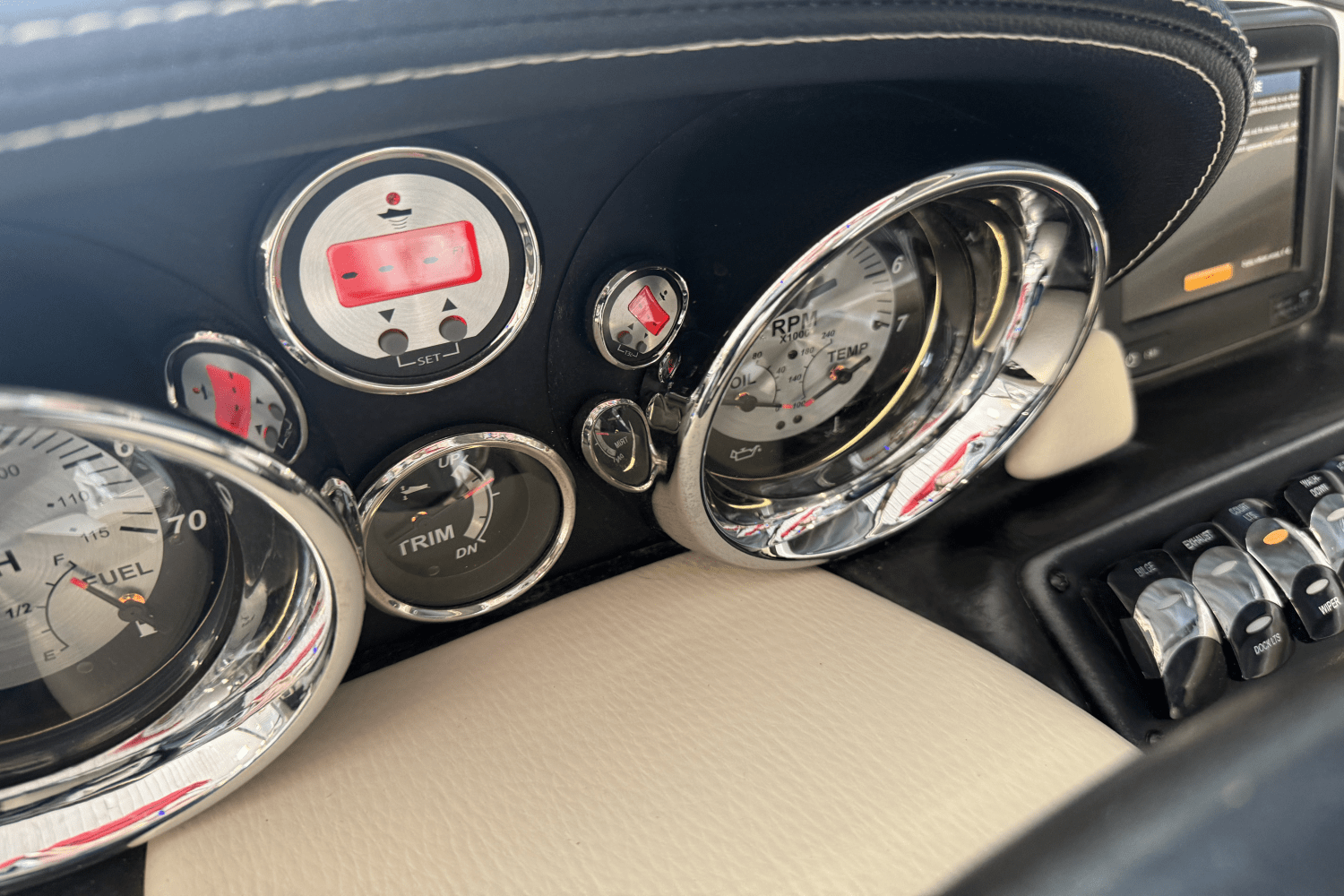 2018 Crownline E23 Image Thumbnail #69