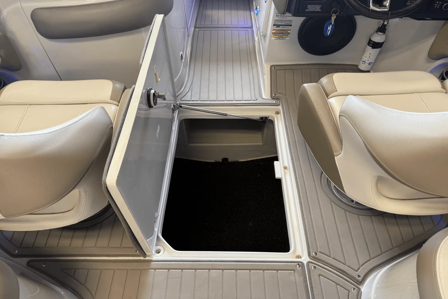 2018 Crownline E23 Image Thumbnail #39