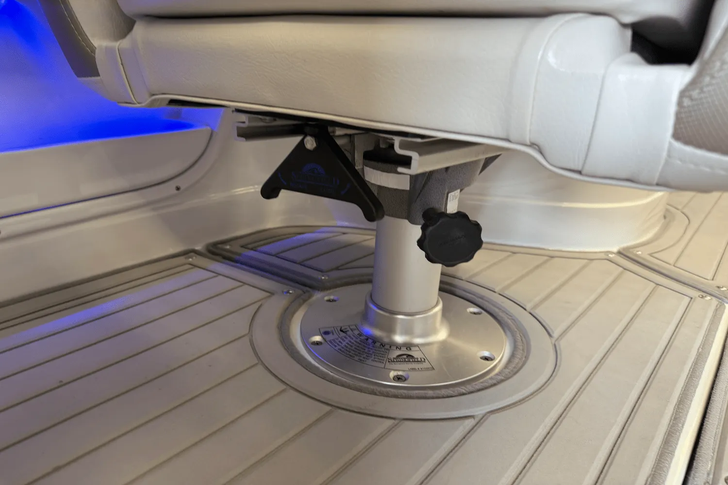 2018 Crownline E23 Image Thumbnail #63