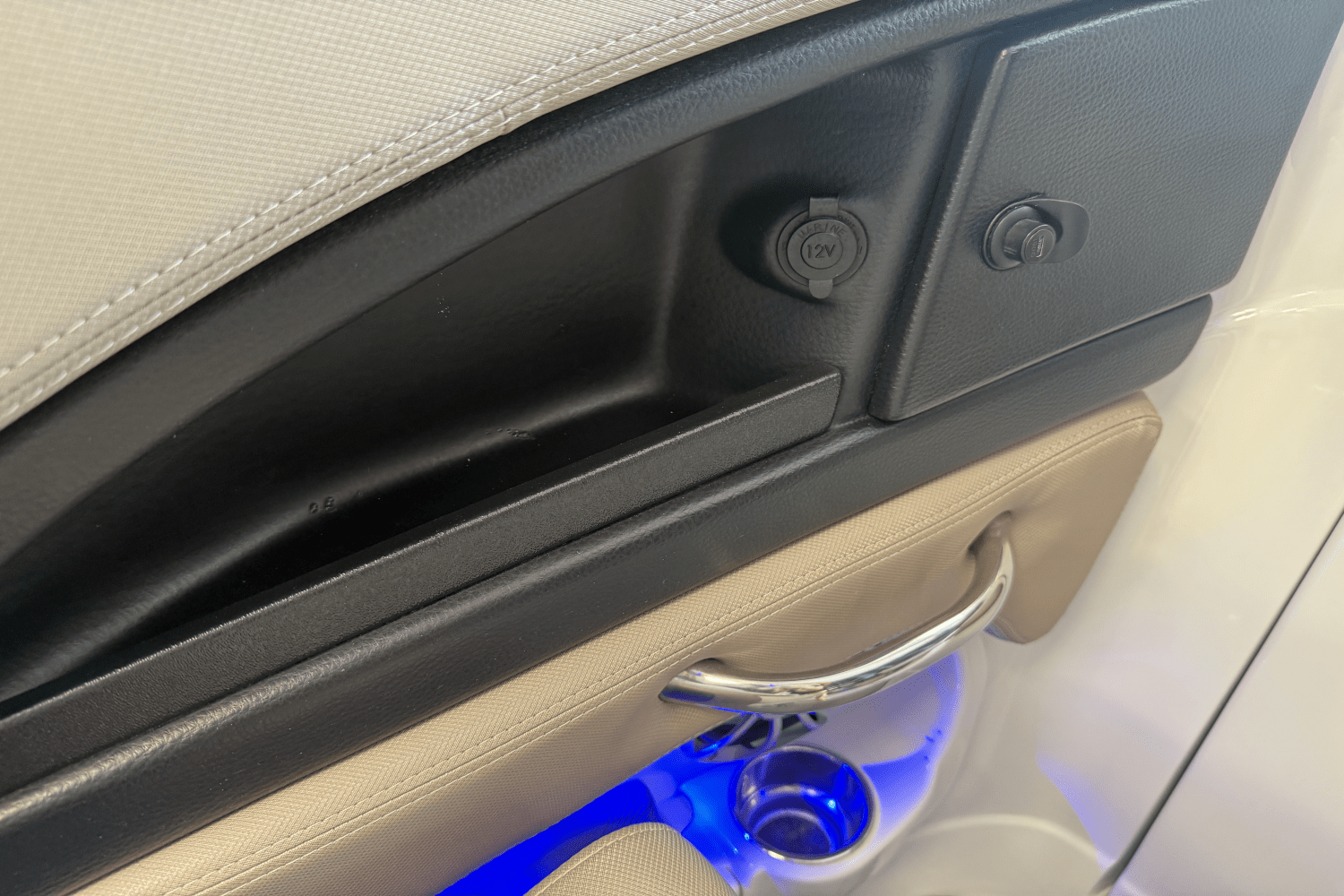2018 Crownline E23 Image Thumbnail #49