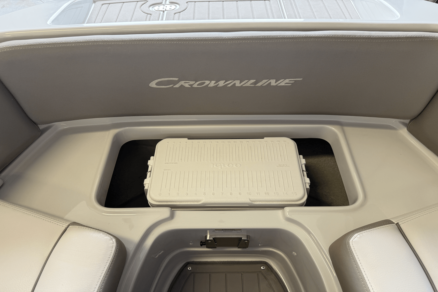 2018 Crownline E23 Image Thumbnail #96