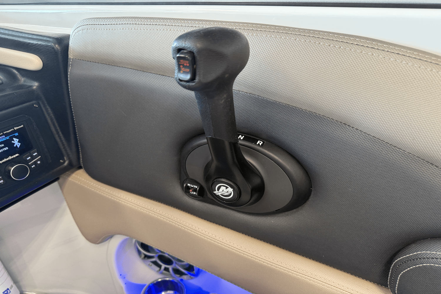 2018 Crownline E23 Image Thumbnail #76
