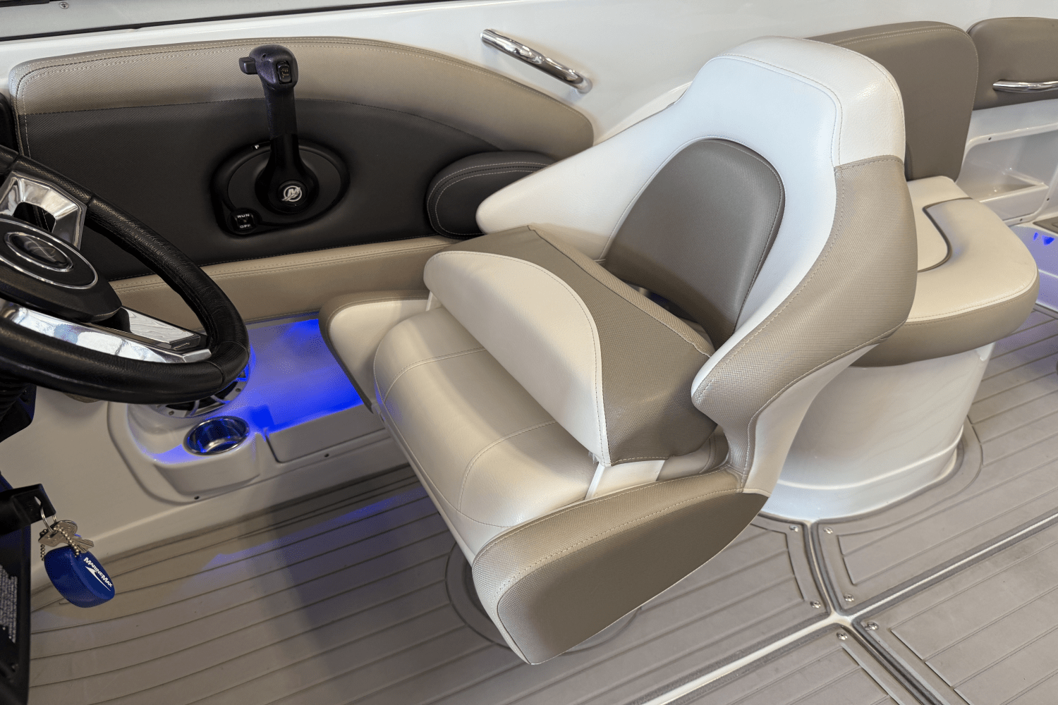 2018 Crownline E23 Image Thumbnail #62