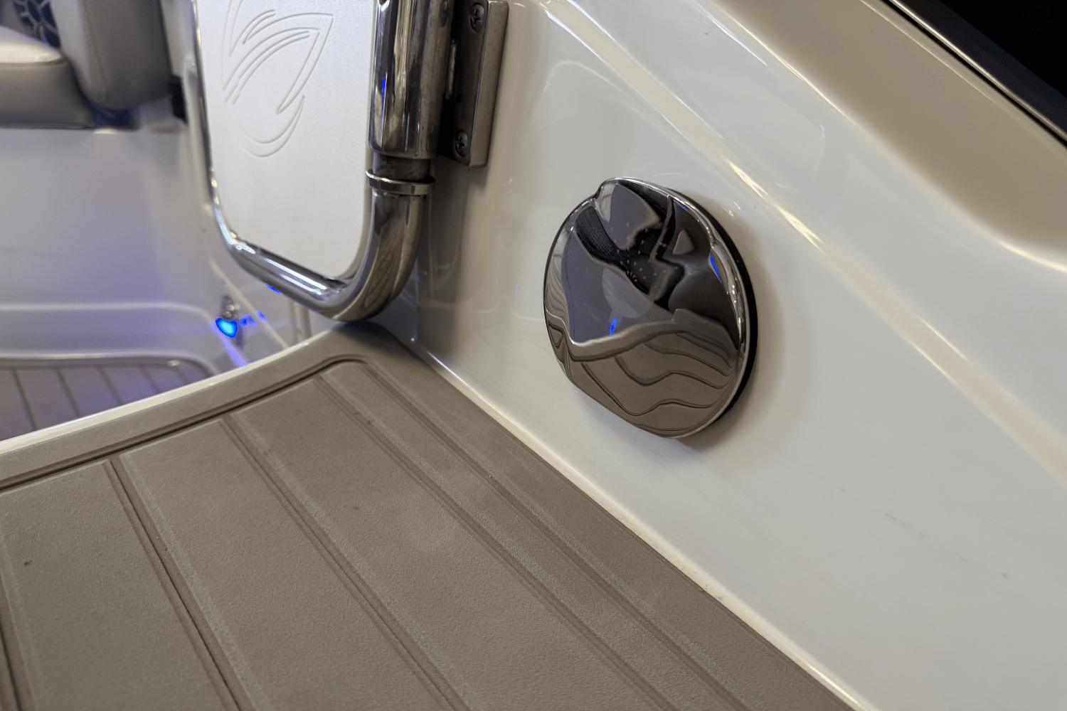 2018 Crownline E23 Image Thumbnail #20
