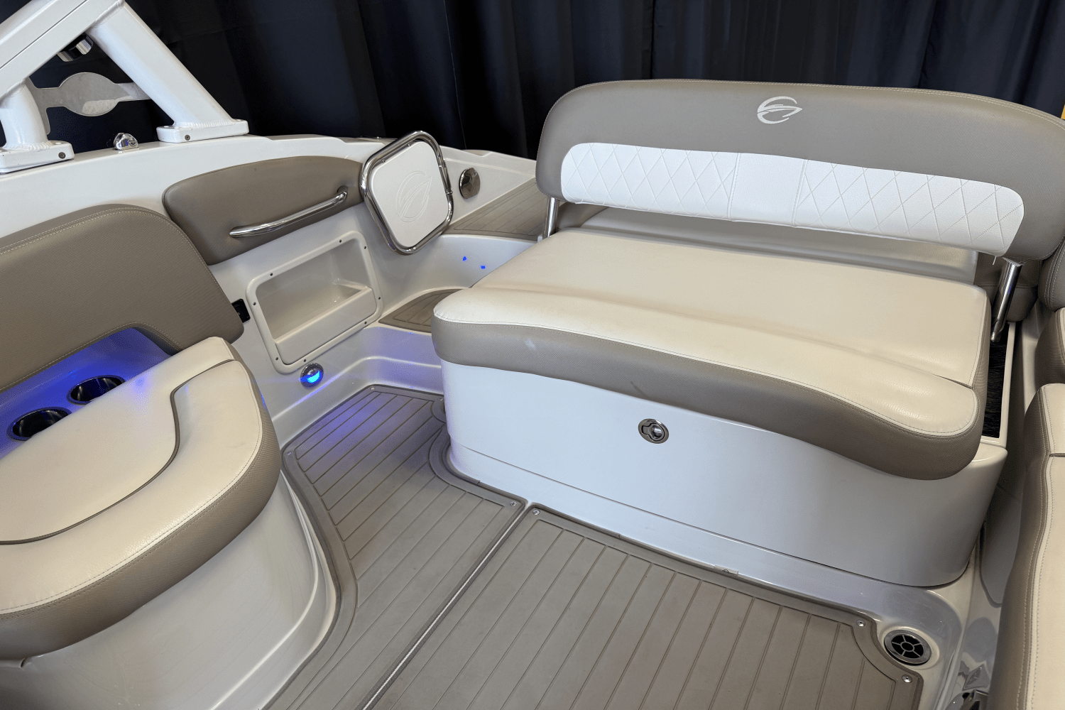 2018 Crownline E23 Image Thumbnail #23