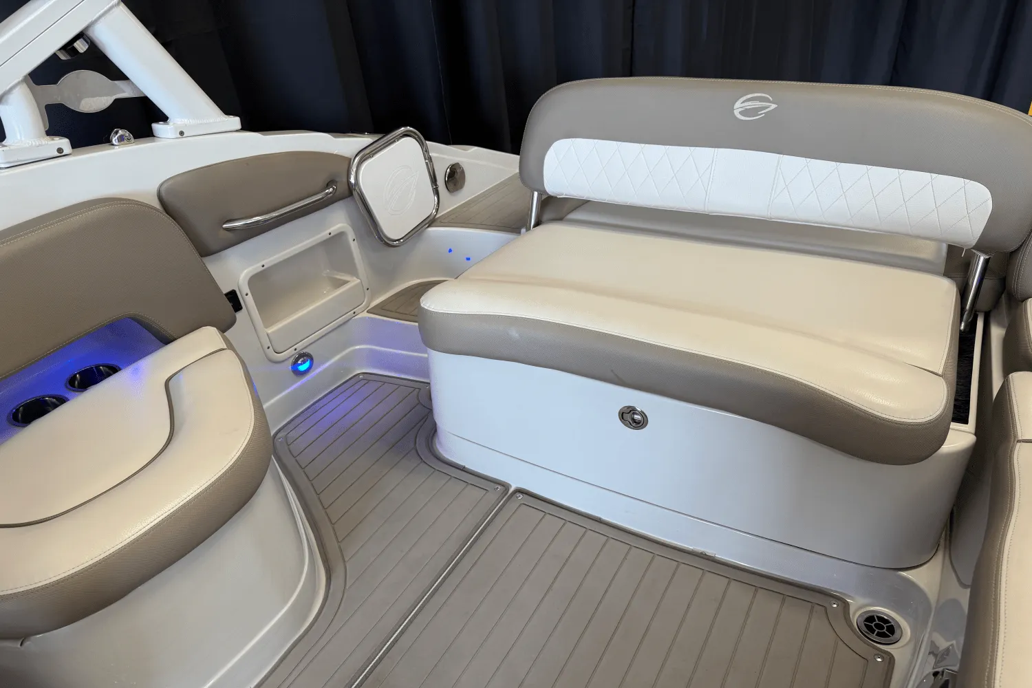2018 Crownline E23 Image Thumbnail #23
