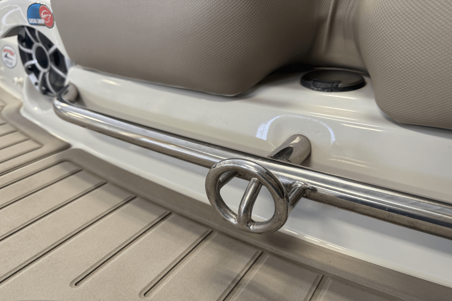 2018 Crownline E23 Image Thumbnail #14