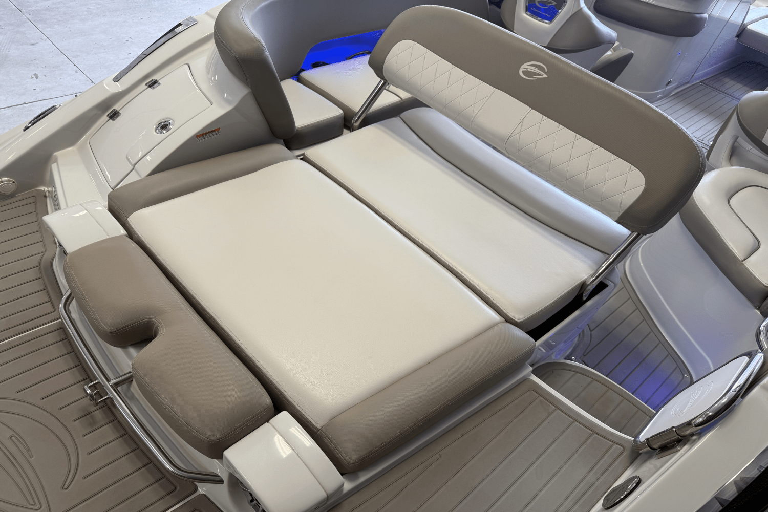 2018 Crownline E23 Image Thumbnail #25