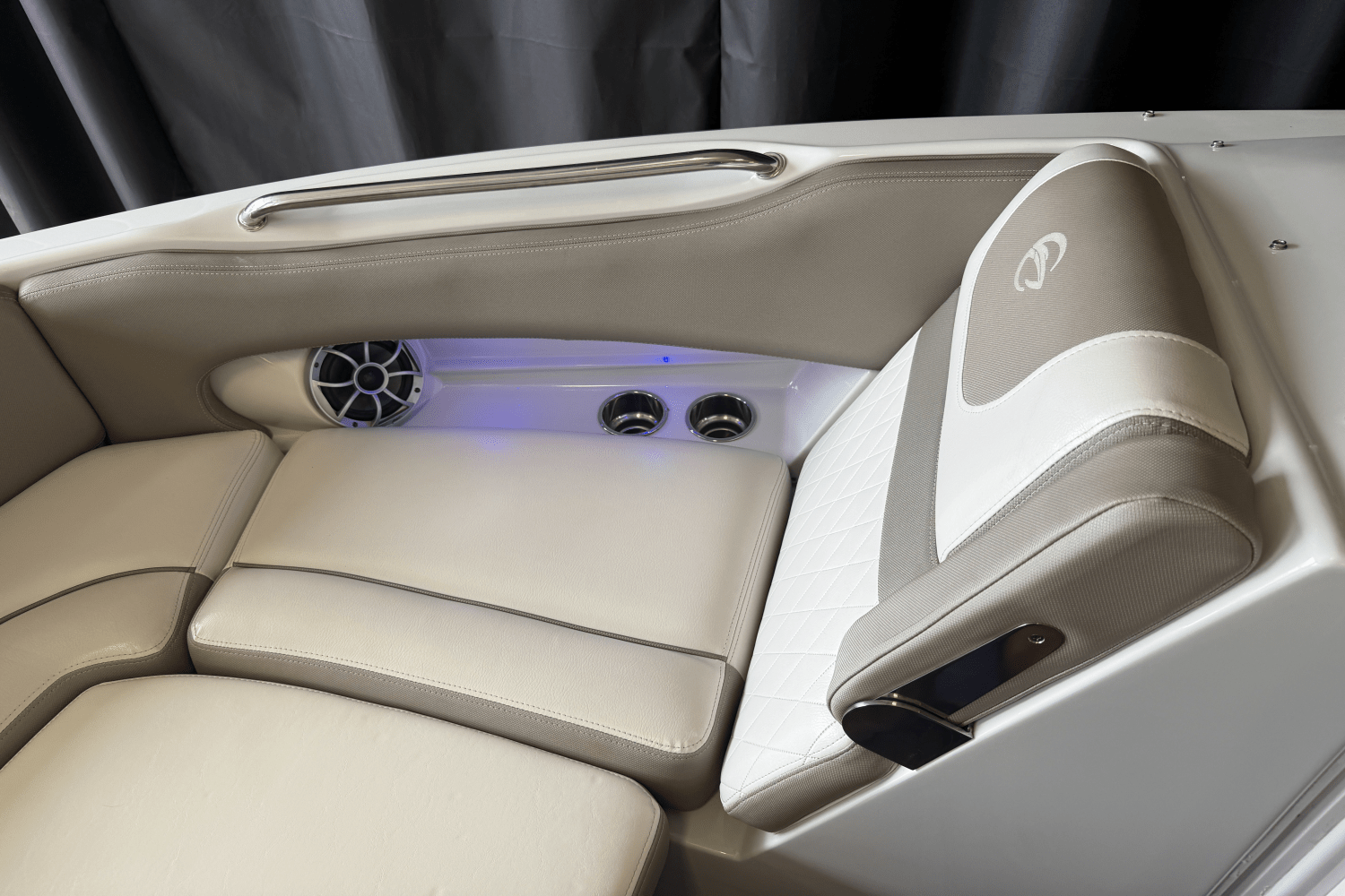 2018 Crownline E23 Image Thumbnail #89