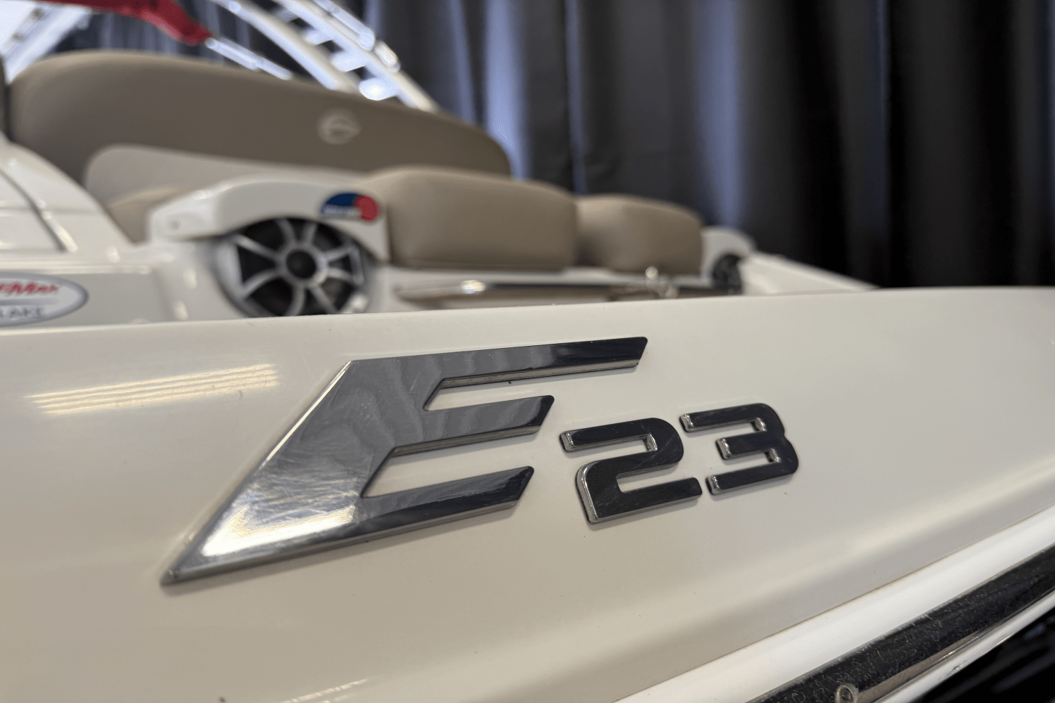 2018 Crownline E23 Image Thumbnail #9
