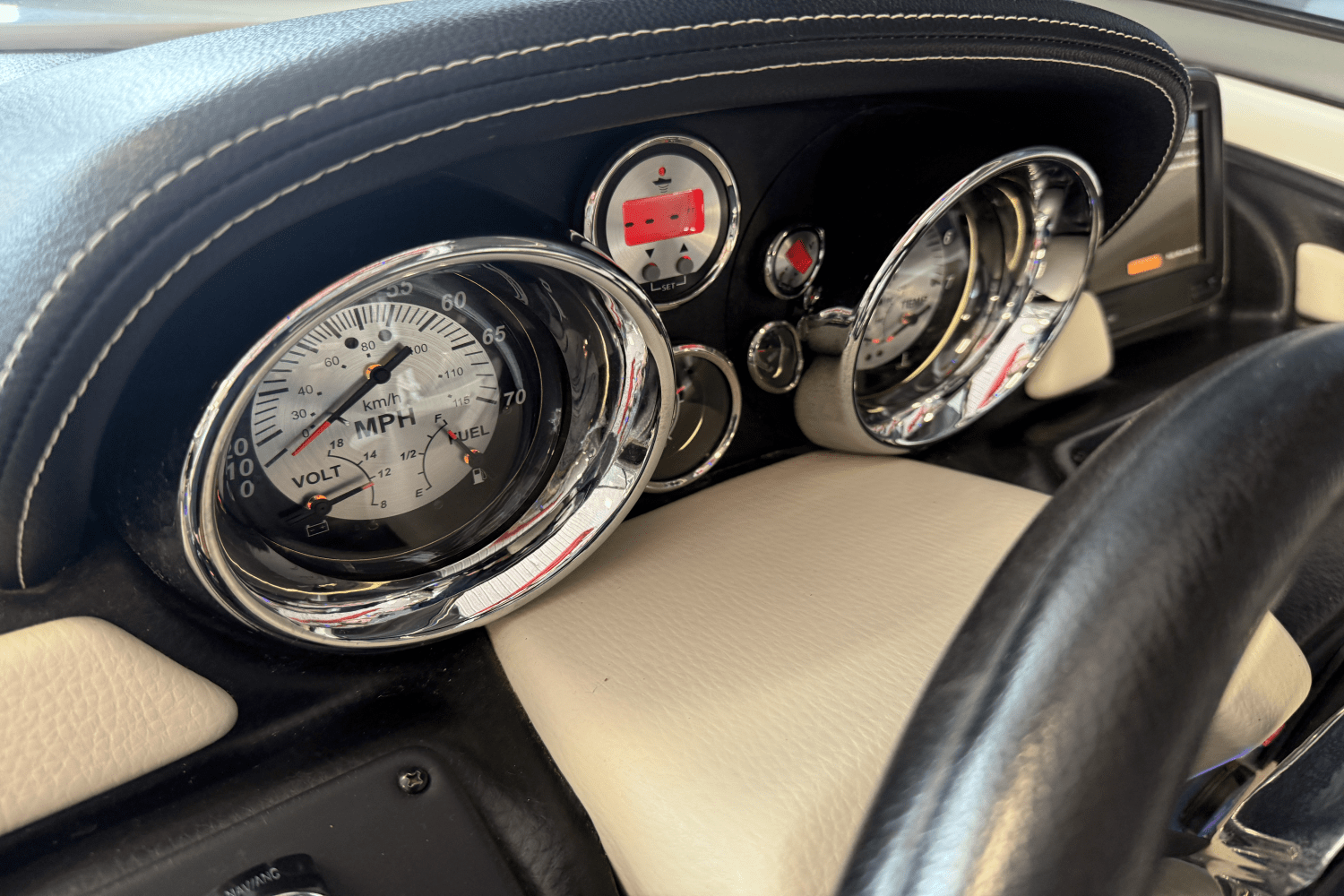 2018 Crownline E23 Image Thumbnail #68