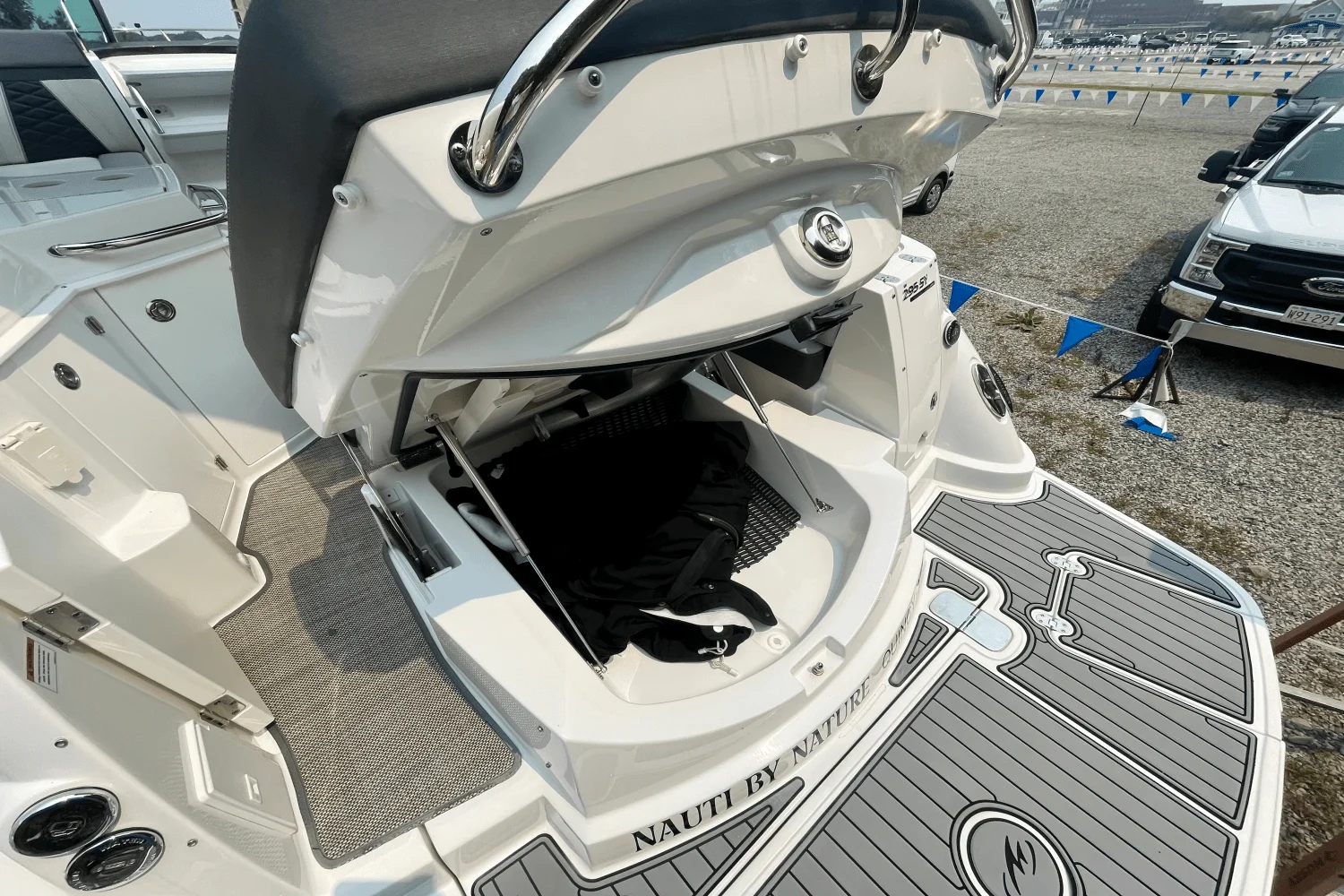 2021 Monterey 295 SY Image Thumbnail #8