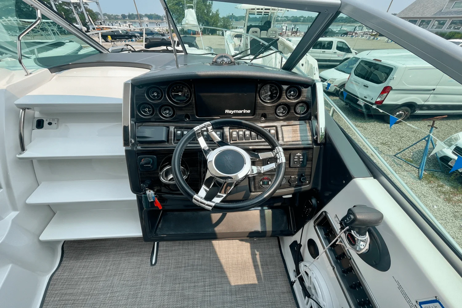 2021 Monterey 295 SY Image Thumbnail #25