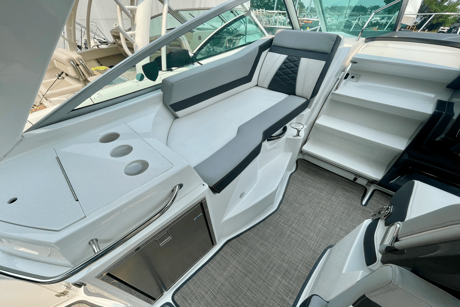 2021 Monterey 295 SY Image Thumbnail #21