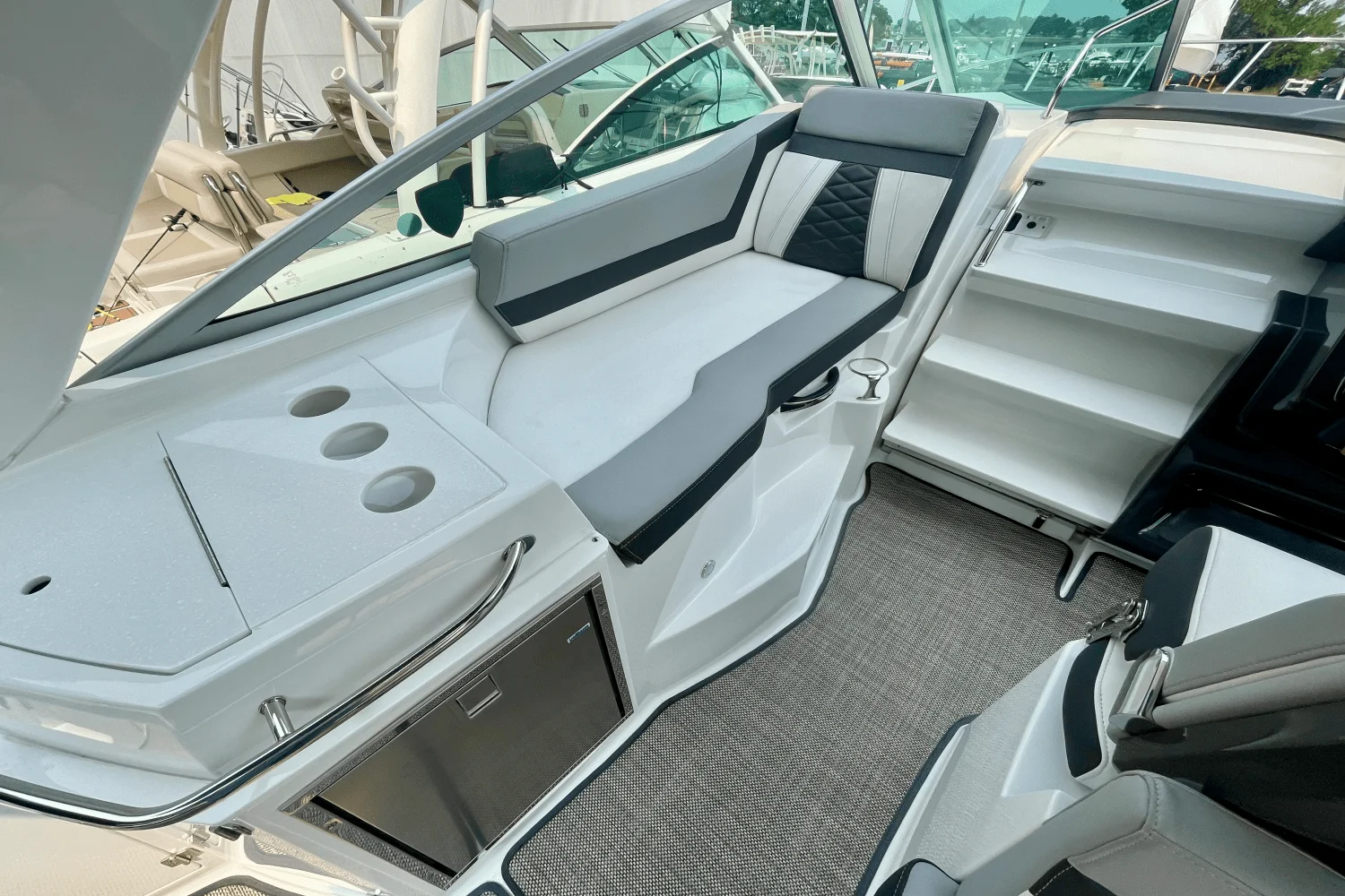2021 Monterey 295 SY Image Thumbnail #21