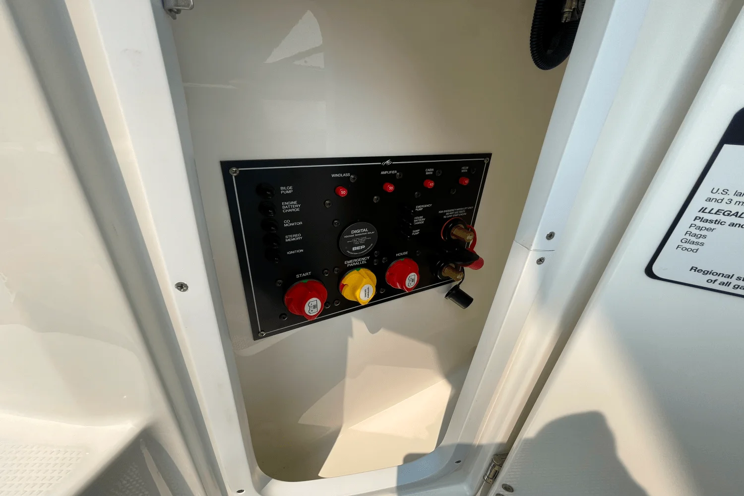 2021 Monterey 295 SY Image Thumbnail #16