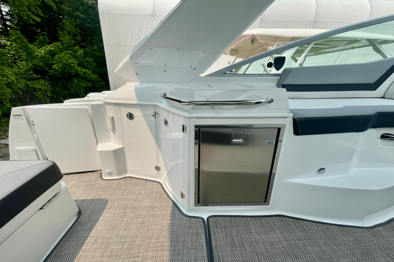 2021 Monterey 295 SY Image Thumbnail #17