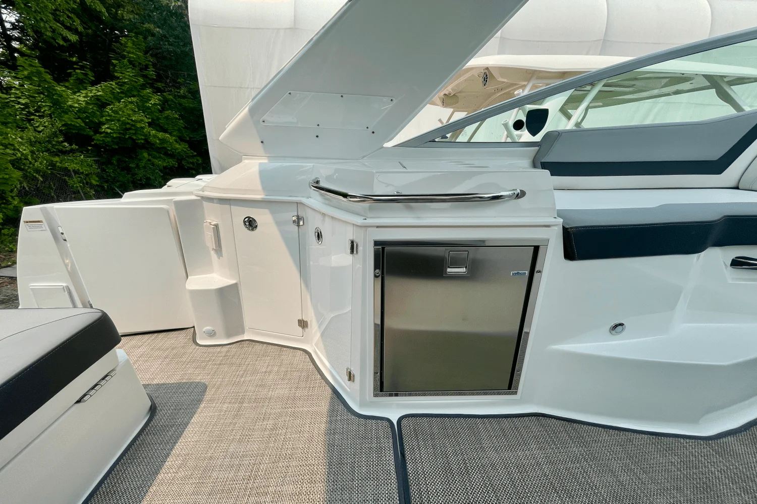 2021 Monterey 295 SY Image Thumbnail #17