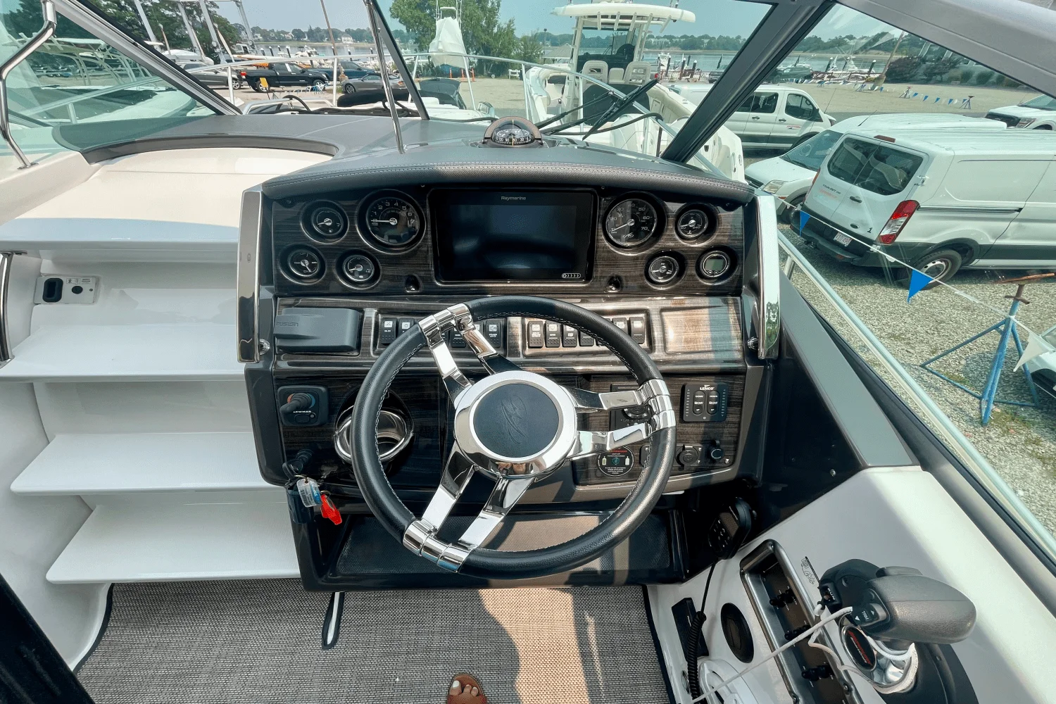 2021 Monterey 295 SY Image Thumbnail #26