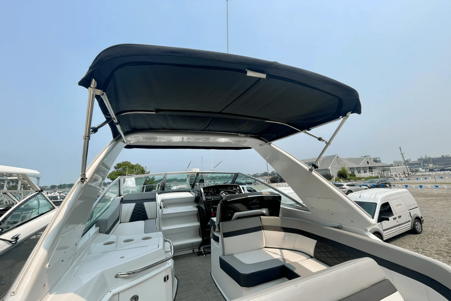 2021 Monterey 295 SY Image Thumbnail #5
