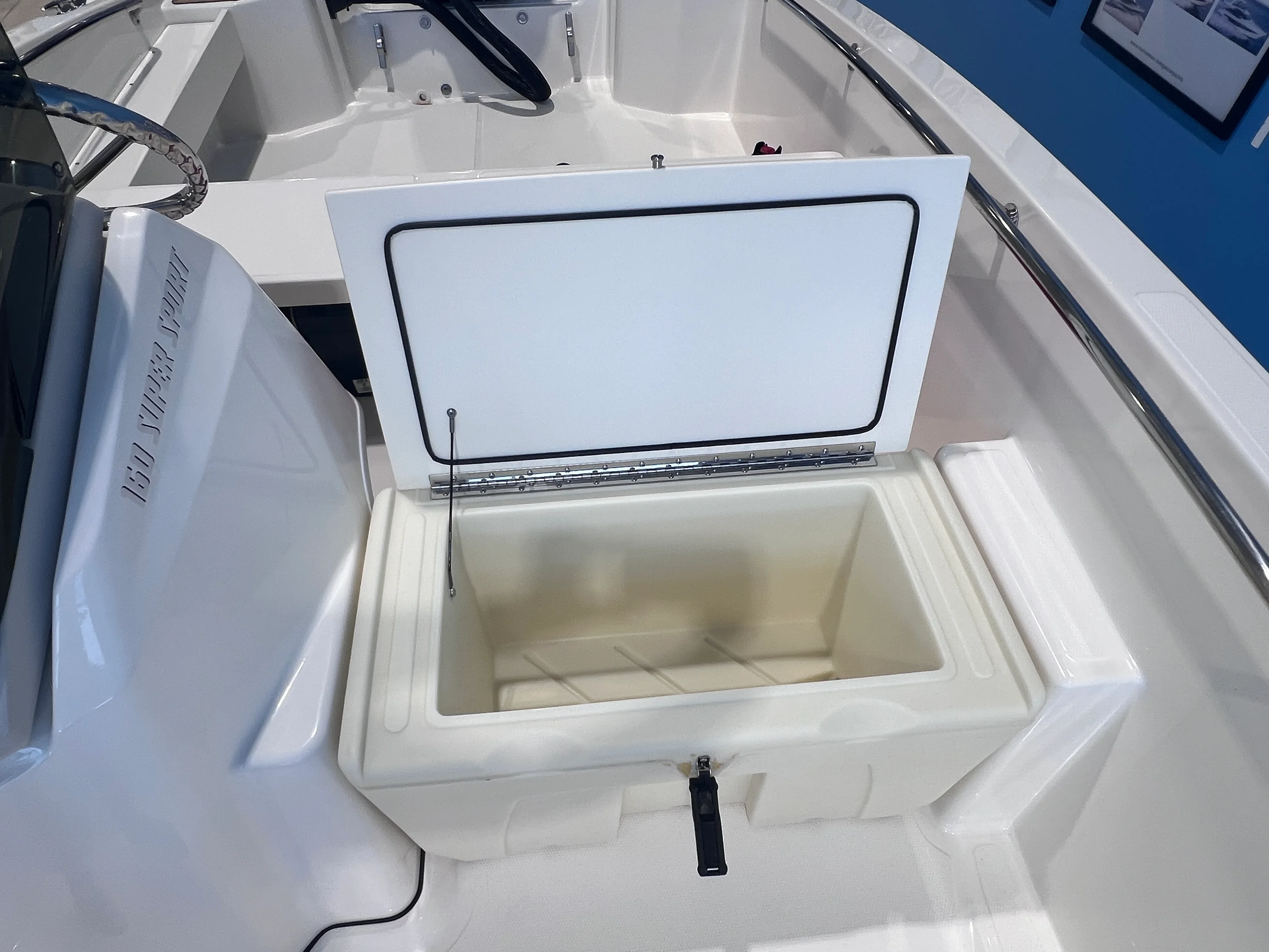 2026 Boston Whaler 160 Super Sport Image Thumbnail #8