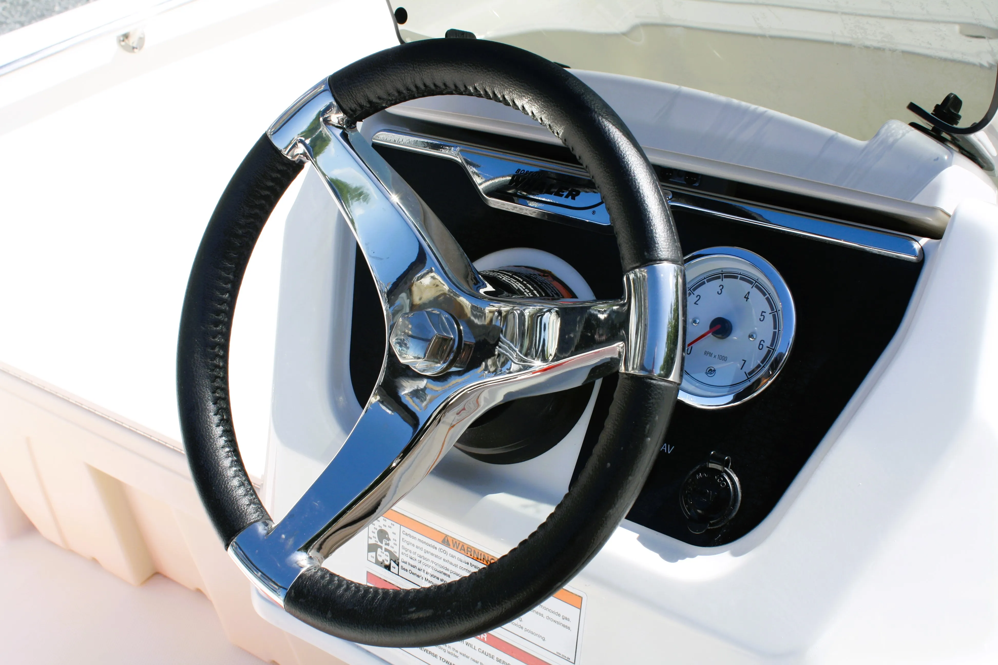 2026 Boston Whaler 160 Super Sport Image Thumbnail #14