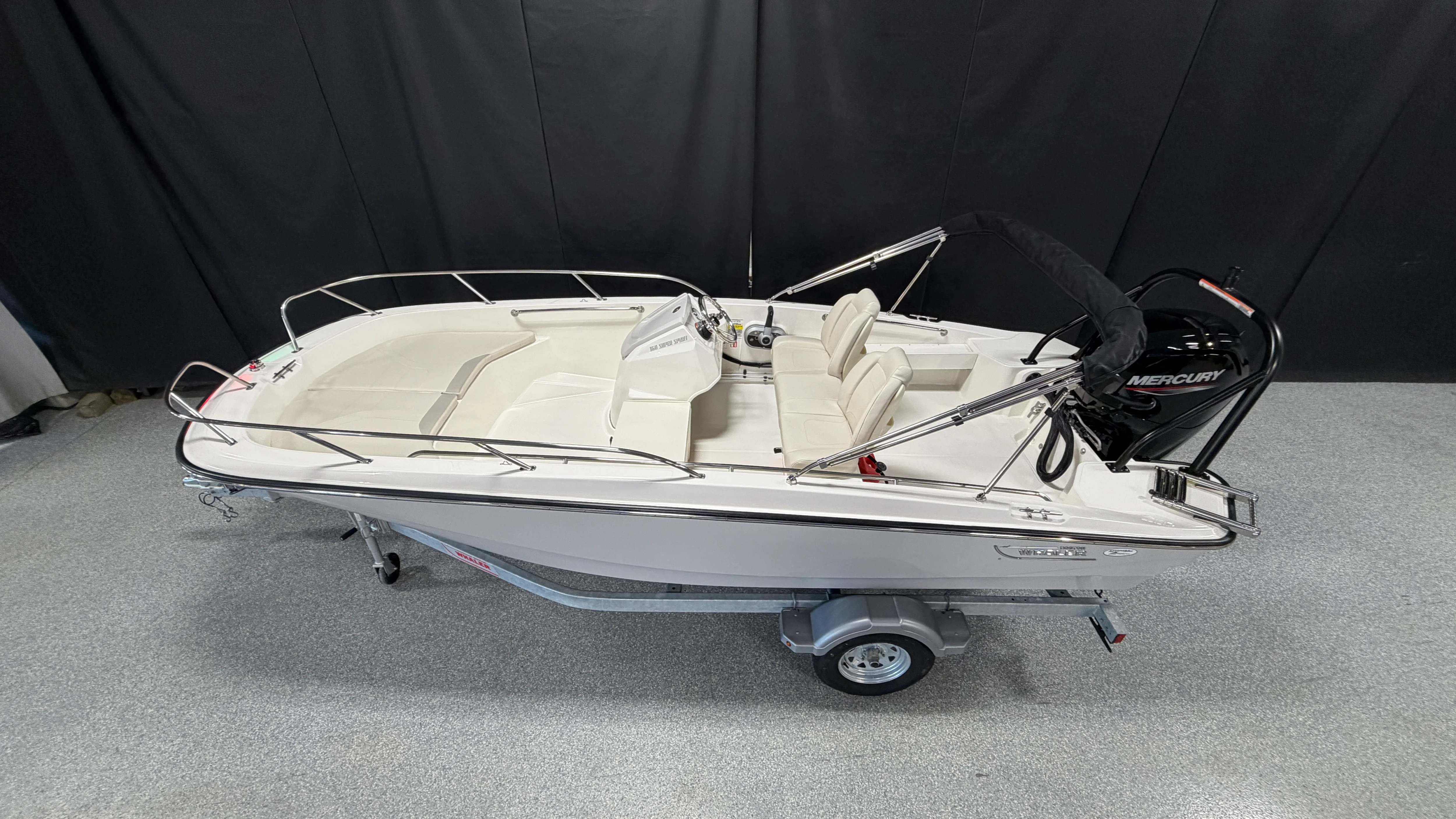 2026 Boston Whaler 160 Super Sport Image Thumbnail #1