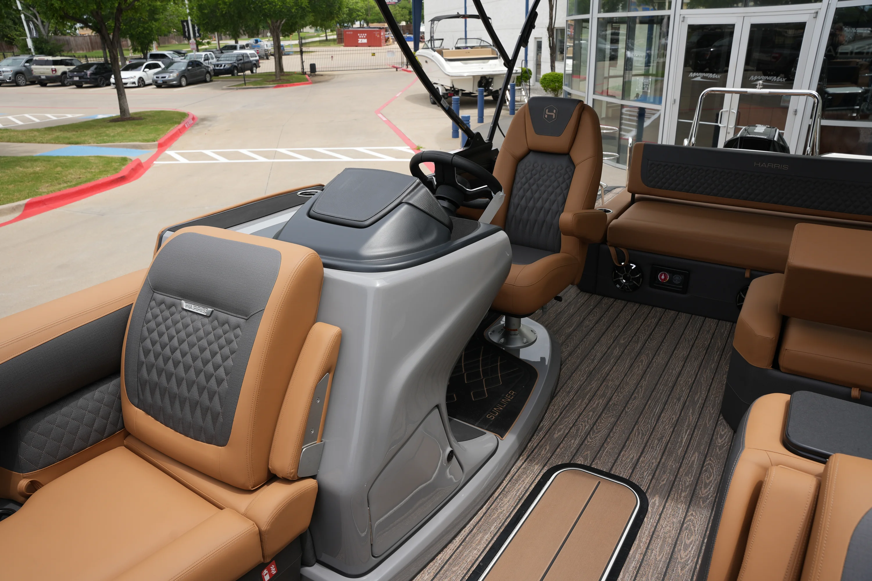 2026 Harris Sunliner 230 Image Thumbnail #23