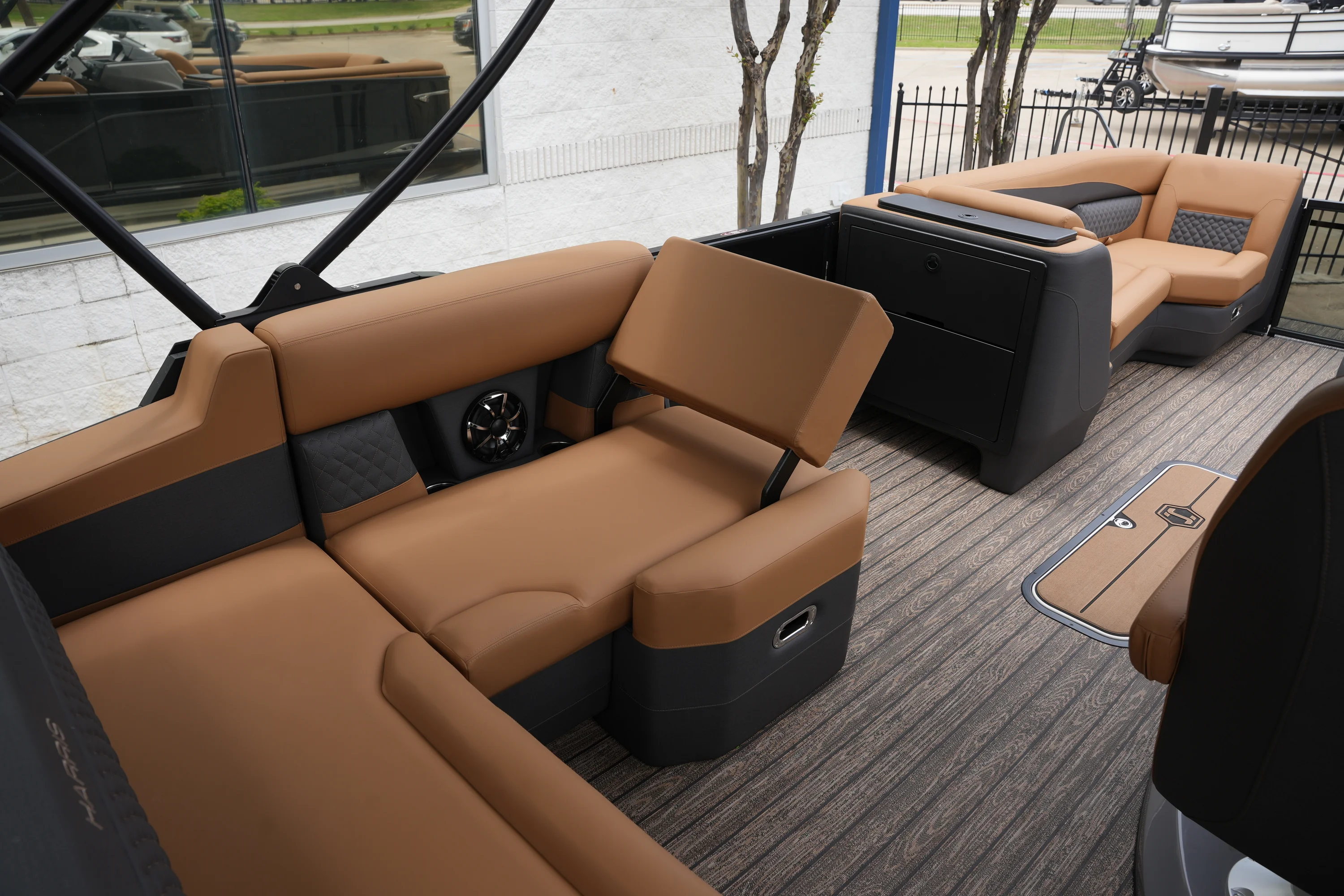 2026 Harris Sunliner 230 Image Thumbnail #21