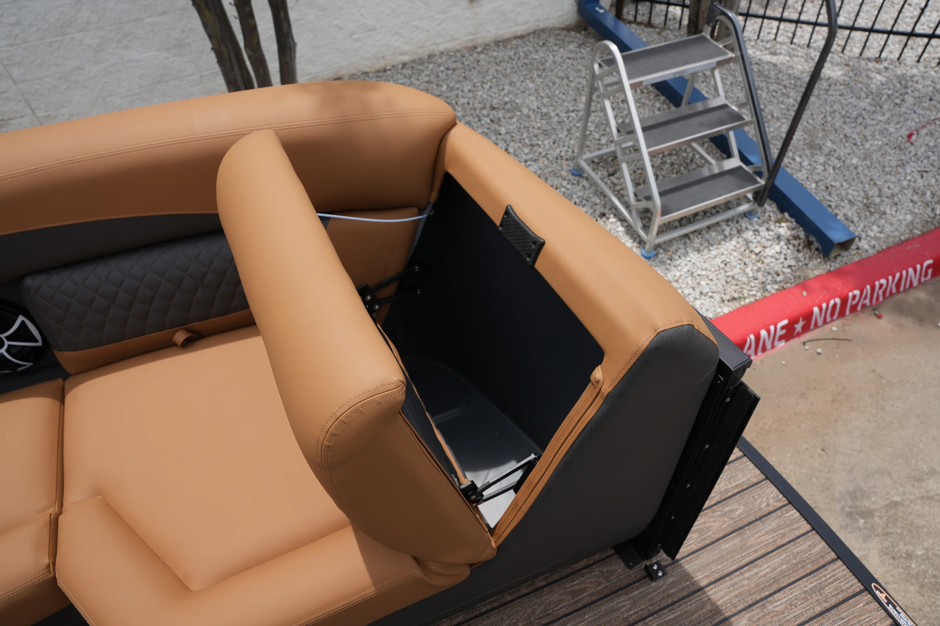 2026 Harris Sunliner 230 Image Thumbnail #42
