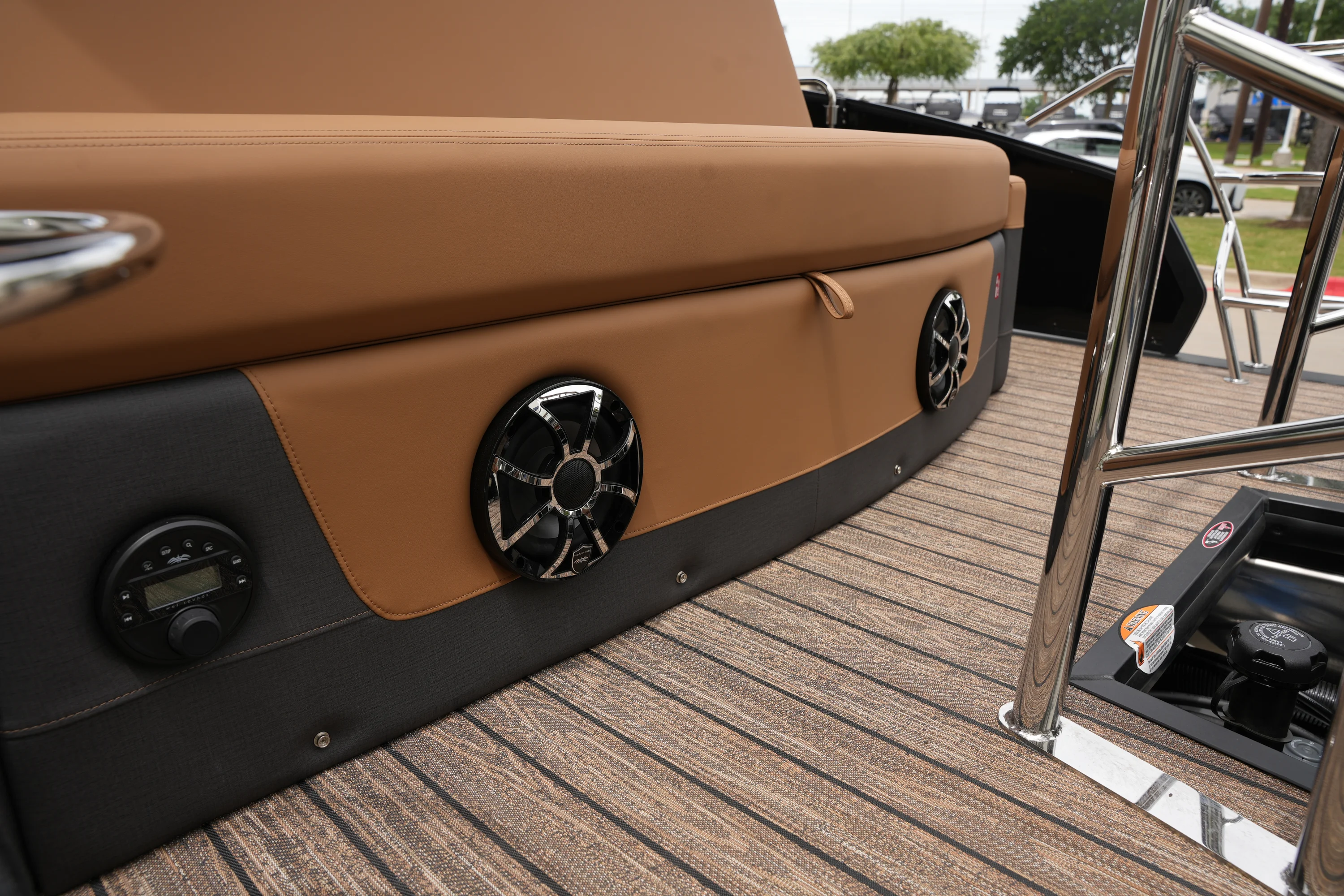 2026 Harris Sunliner 230 Image Thumbnail #8