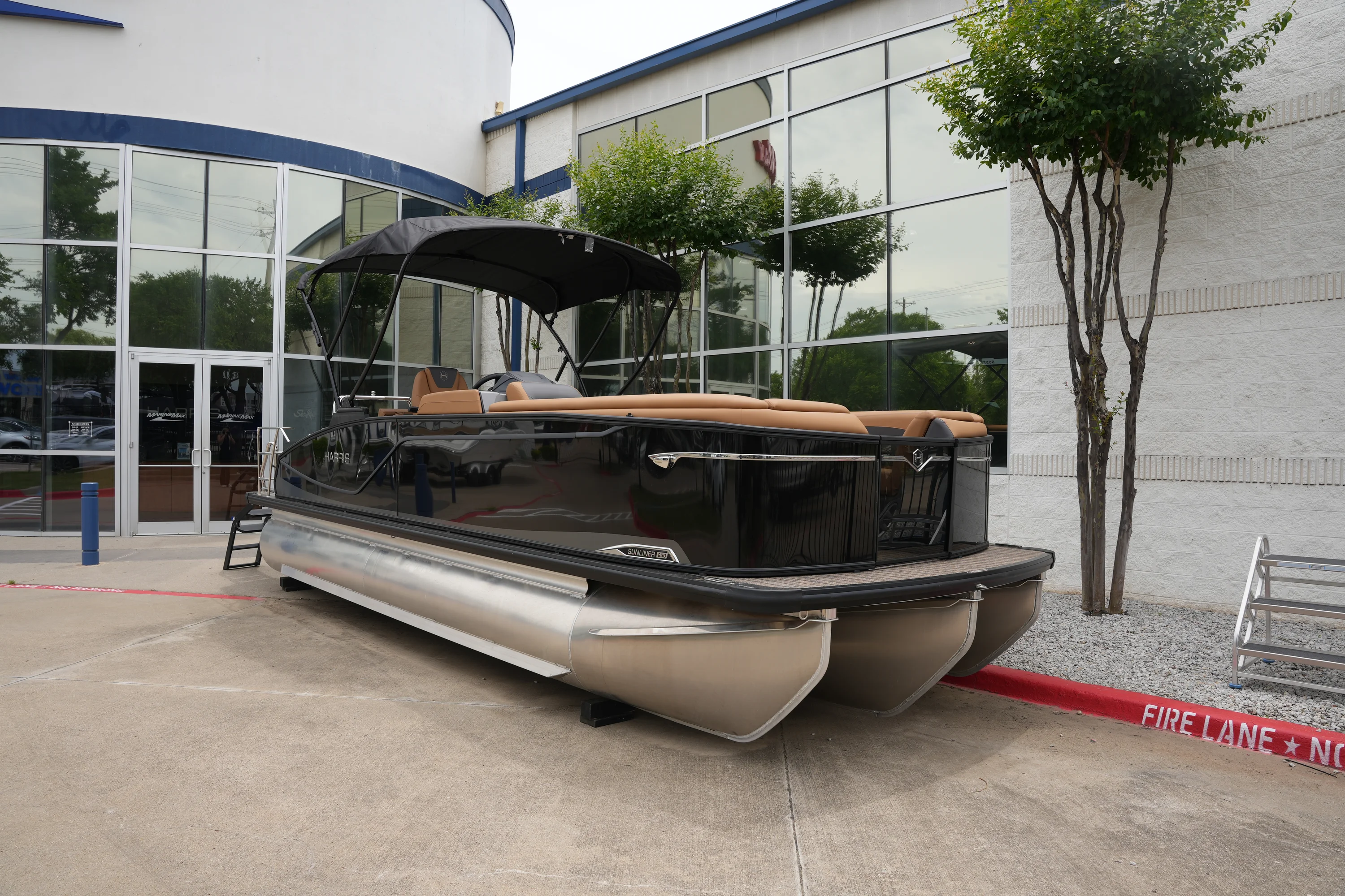 2026 Harris Sunliner 230 Image Thumbnail #1