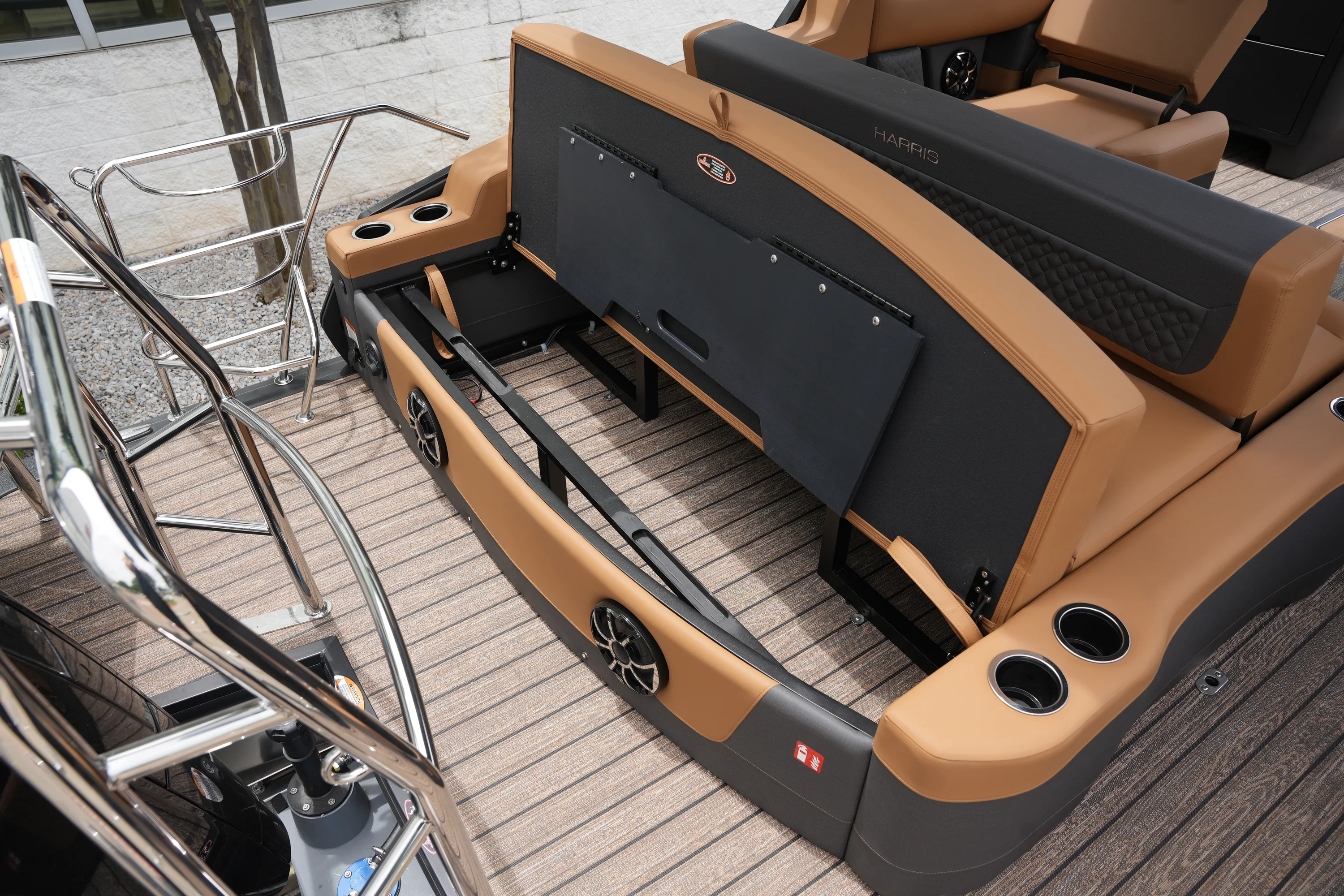 2026 Harris Sunliner 230 Image Thumbnail #12