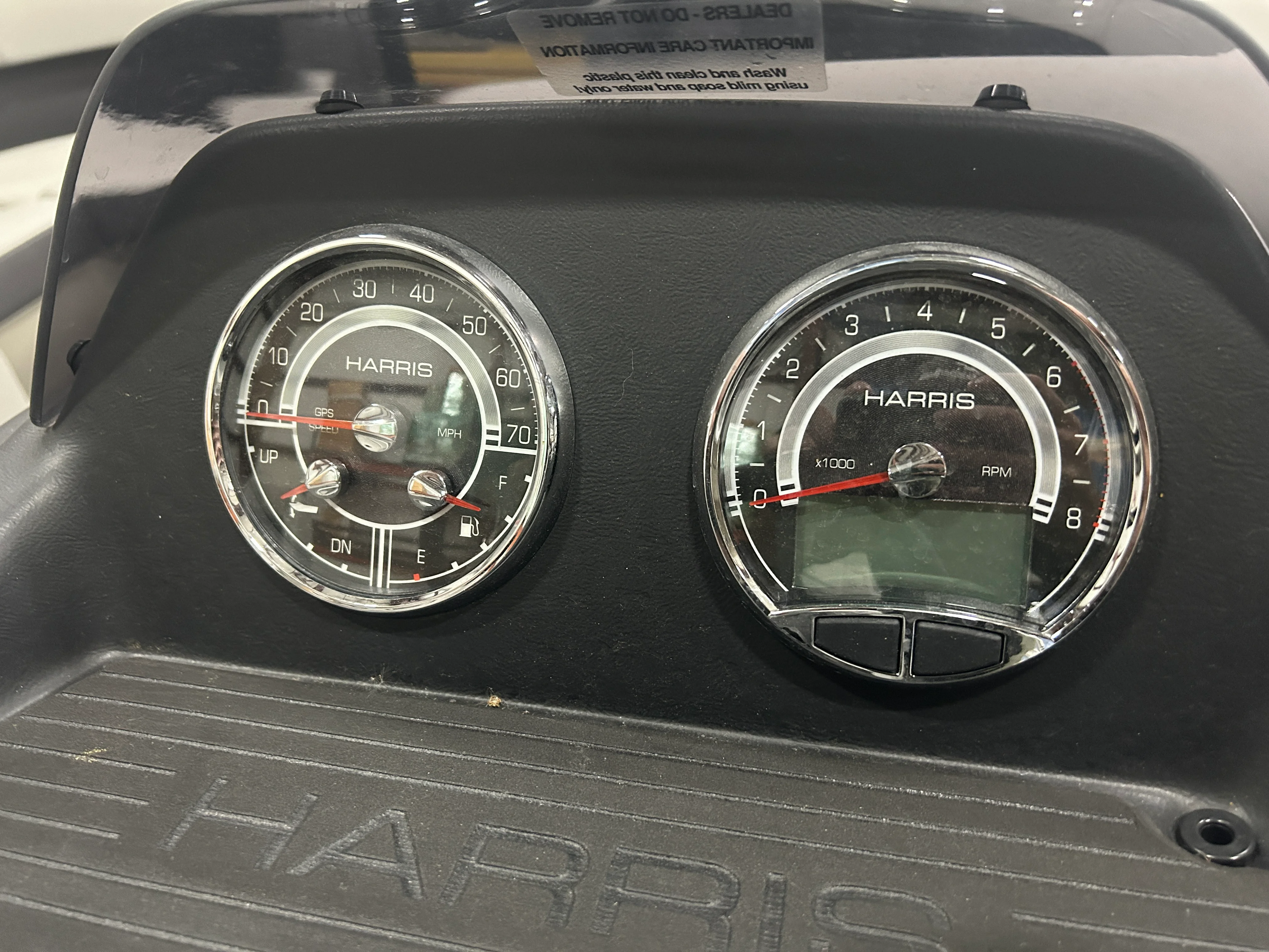 2025 Harris 210 Cruiser Image Thumbnail #12