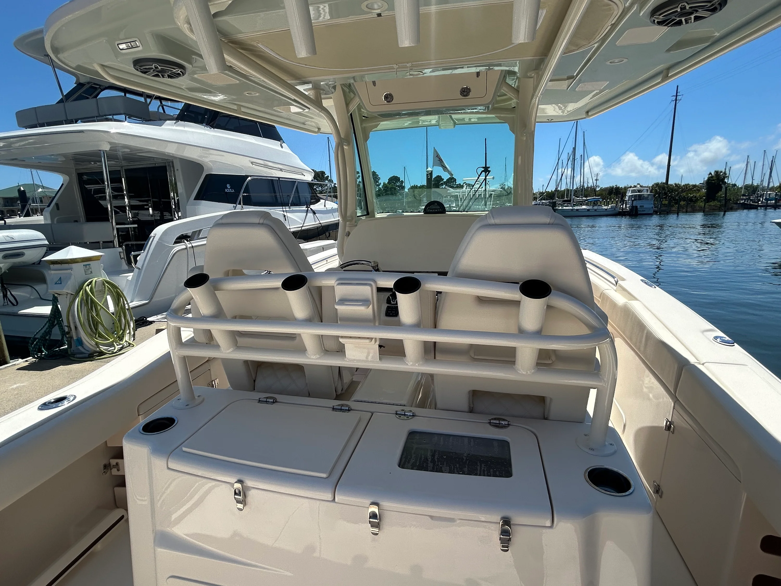 2026 Grady-White Canyon 306 Image Thumbnail #17