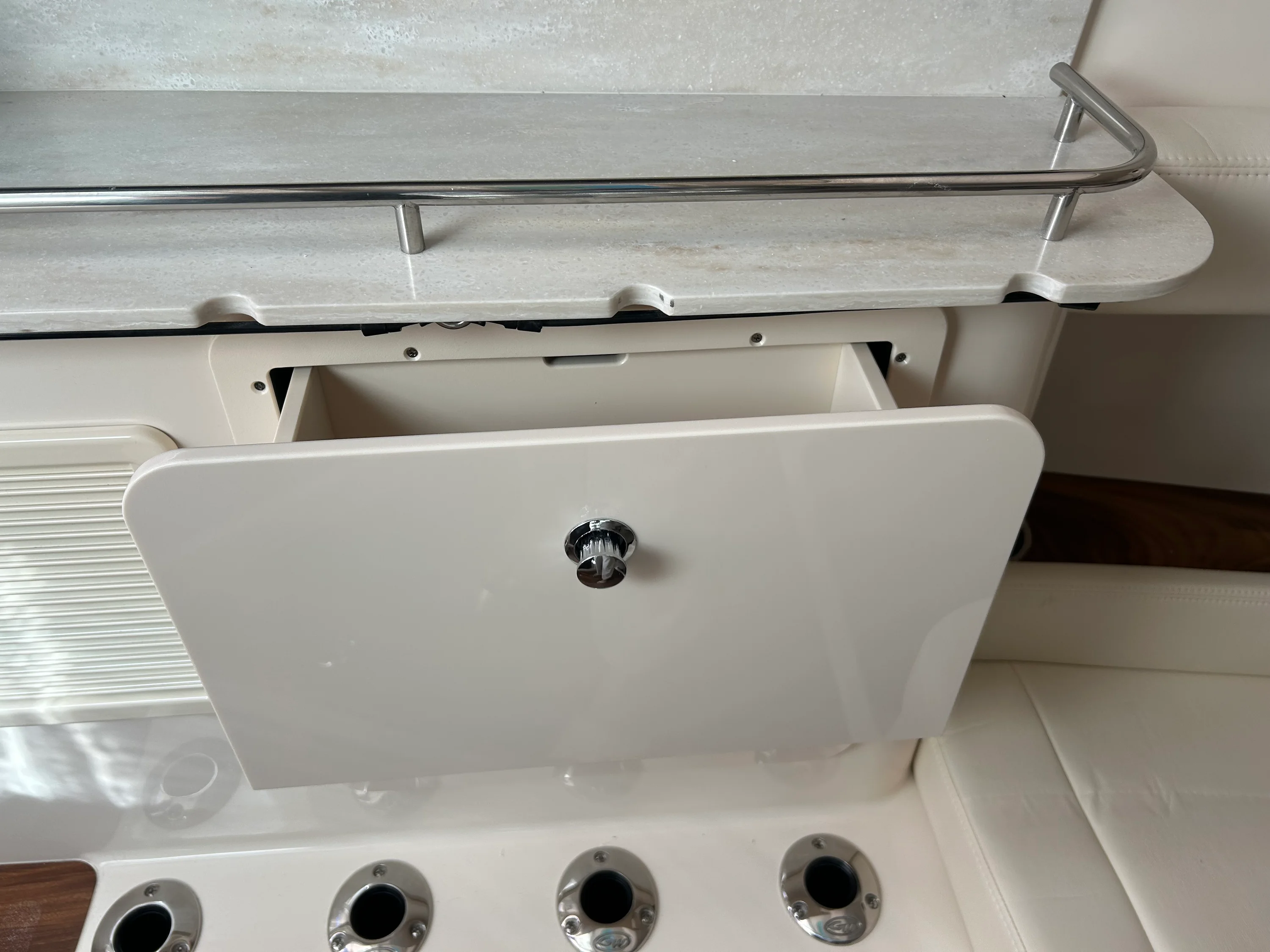 2026 Grady-White Canyon 386 Image Thumbnail #41