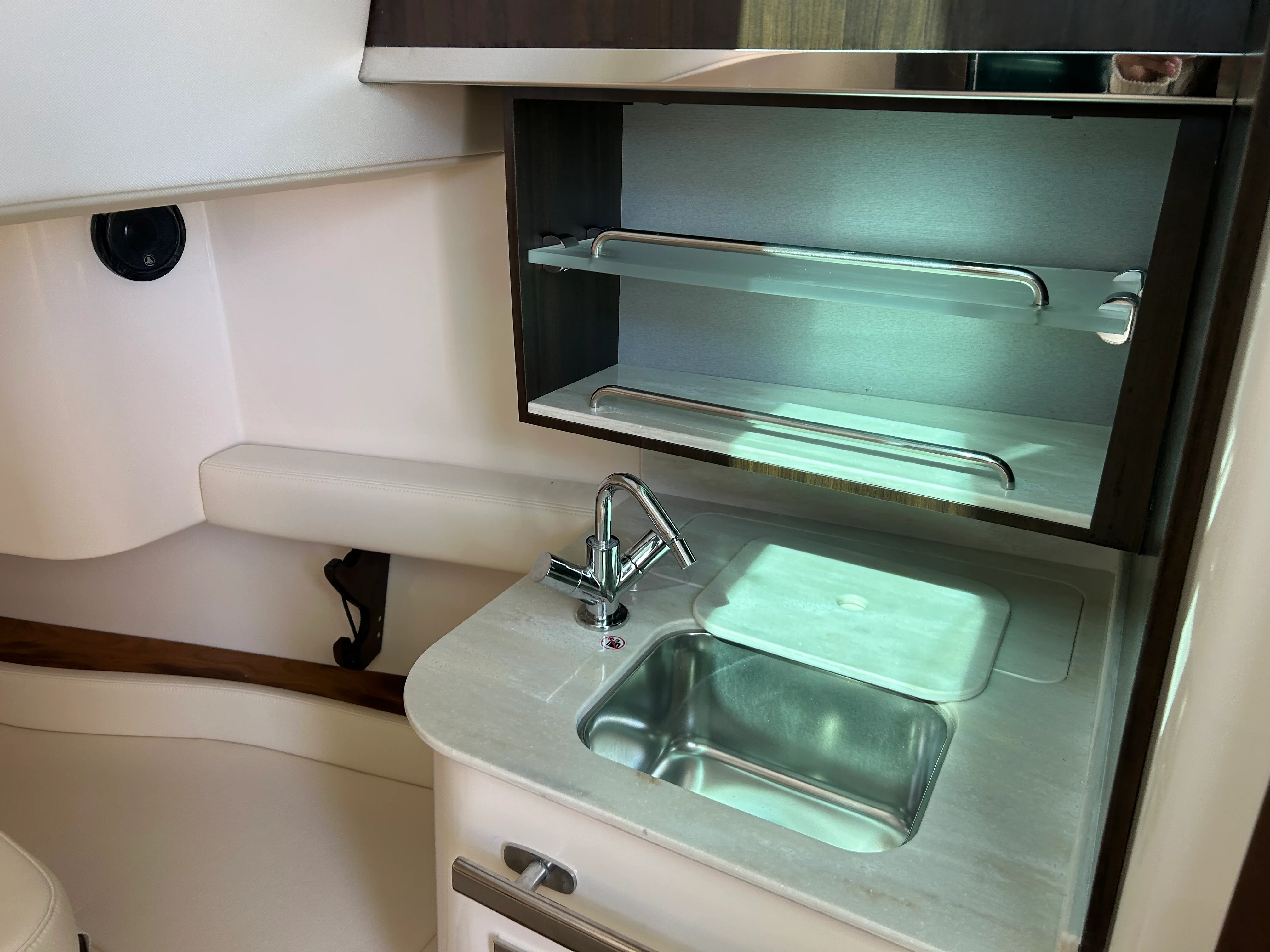 2026 Grady-White Canyon 386 Image Thumbnail #36