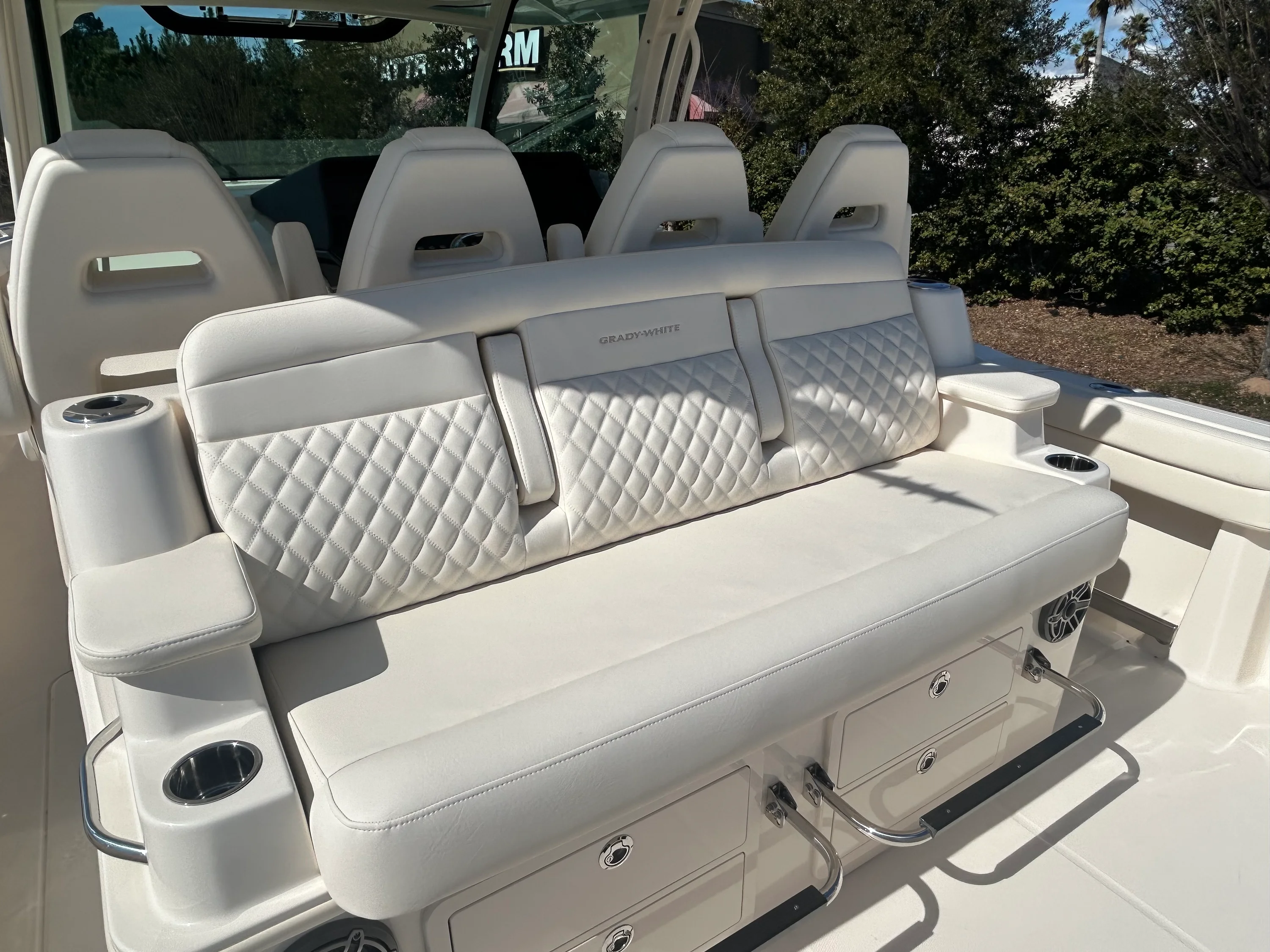 2026 Grady-White Canyon 386 Image Thumbnail #13