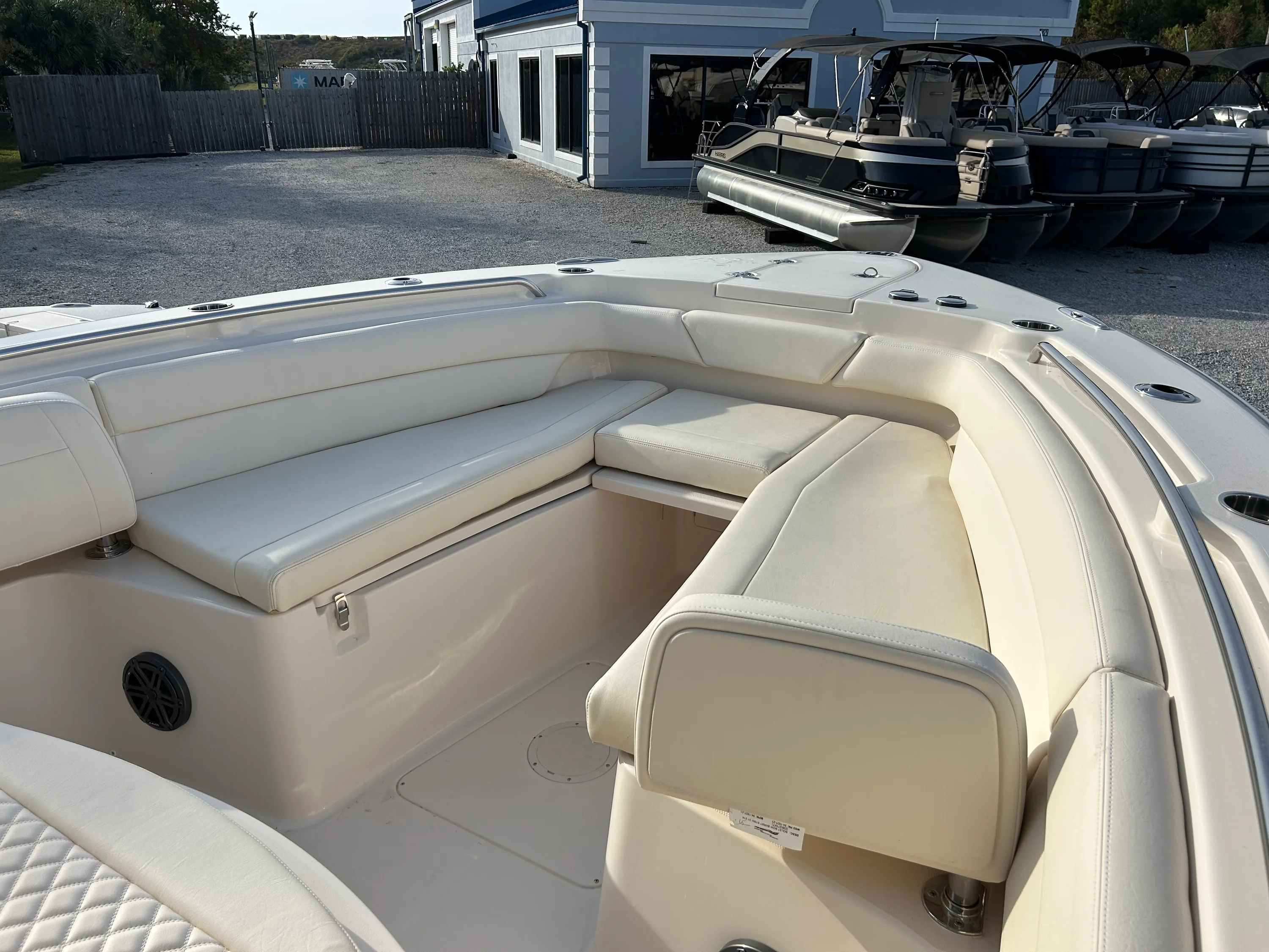 2026 Grady-White Canyon 271 Image Thumbnail #26