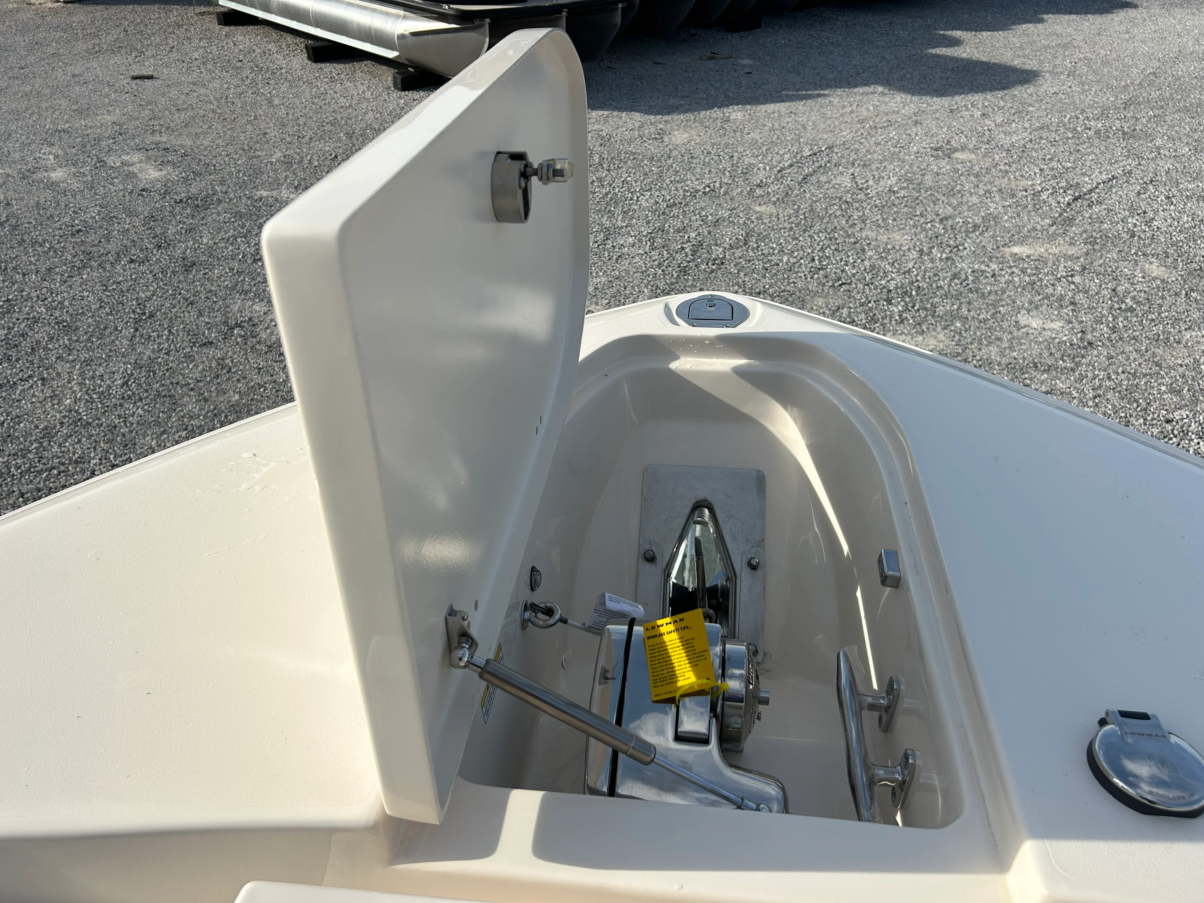 2026 Grady-White Canyon 271 Image Thumbnail #28