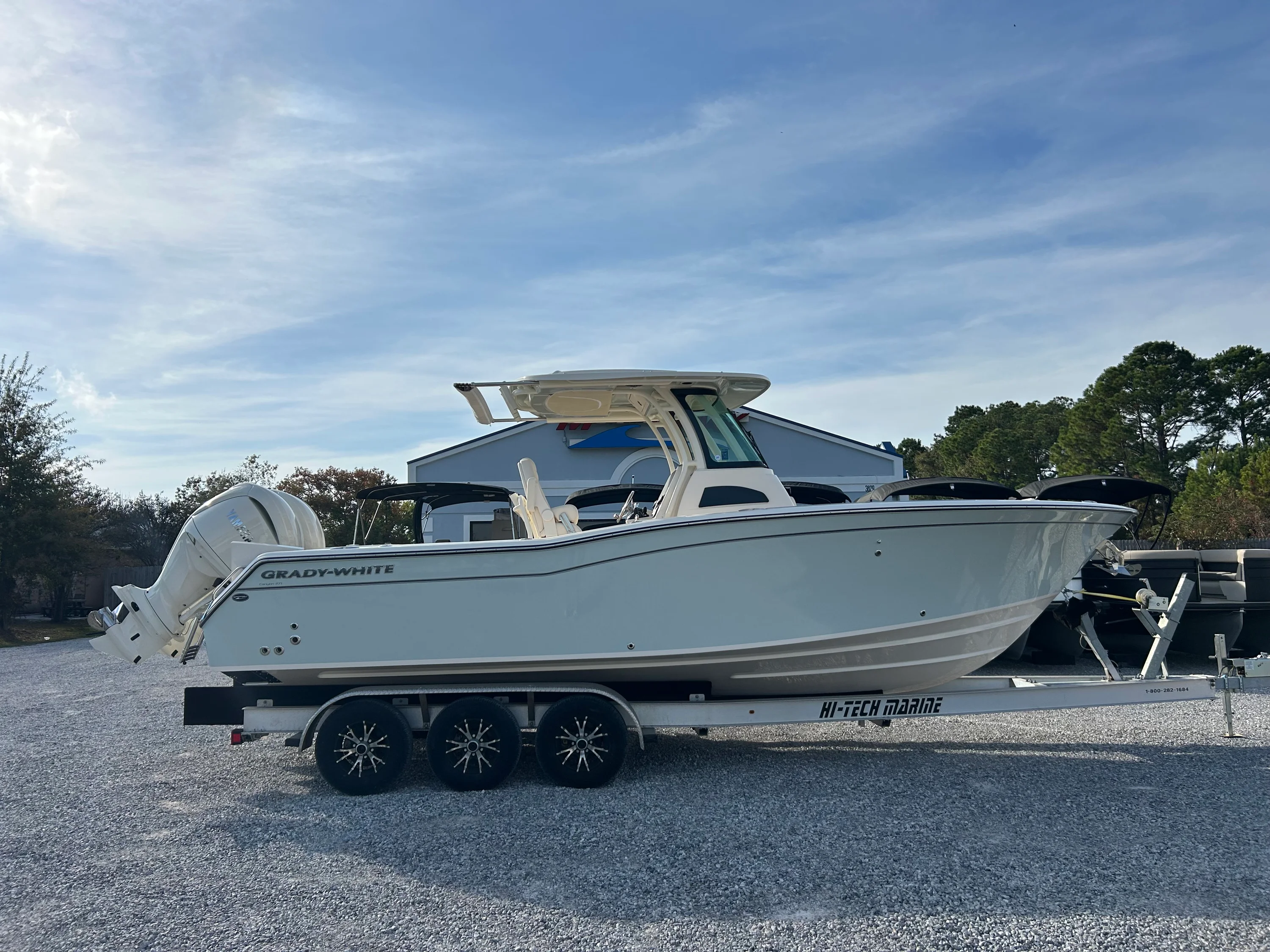 2026 Grady-White Canyon 271 Image Thumbnail #1