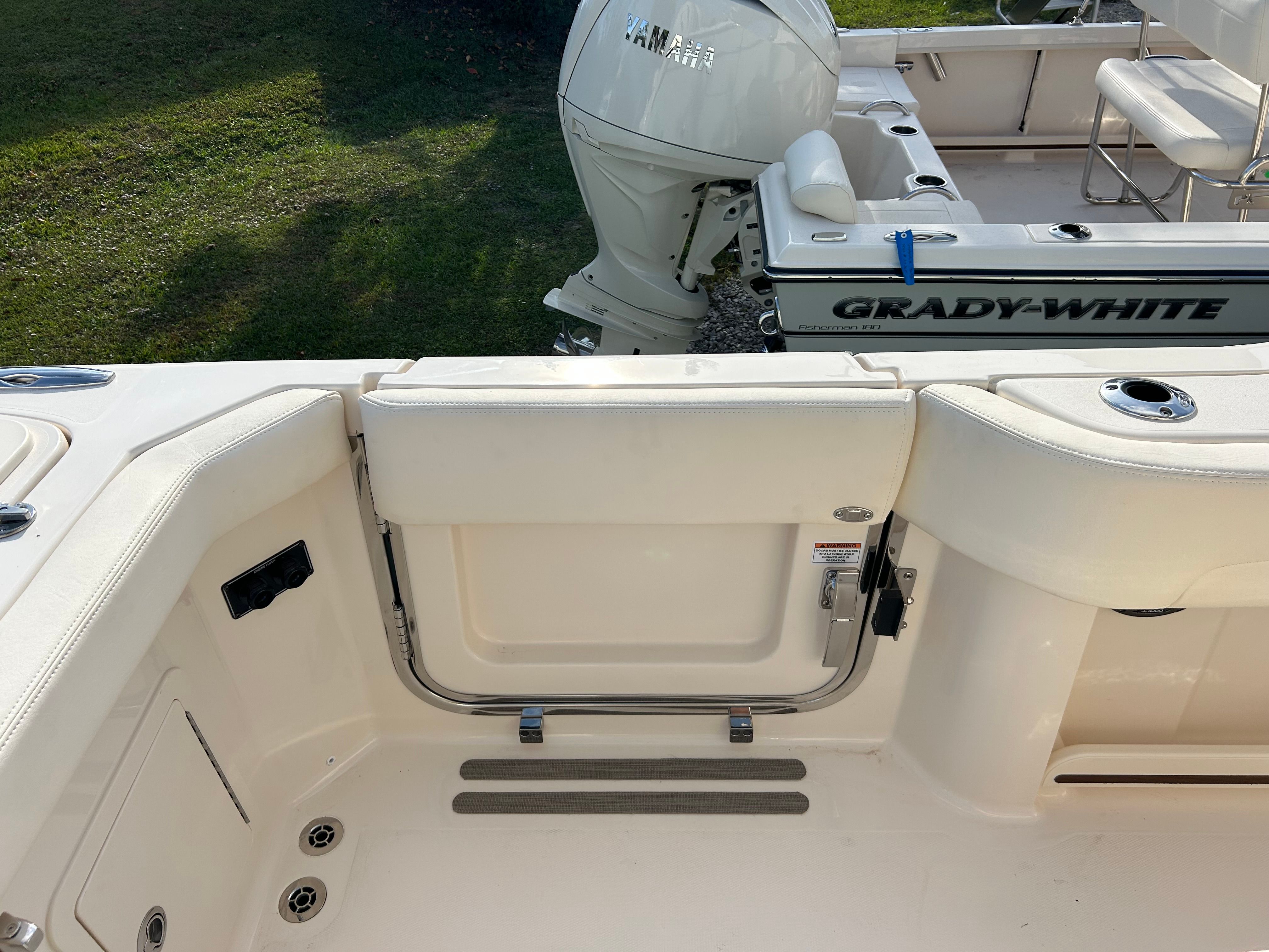 2026 Grady-White Canyon 271 Image Thumbnail #13