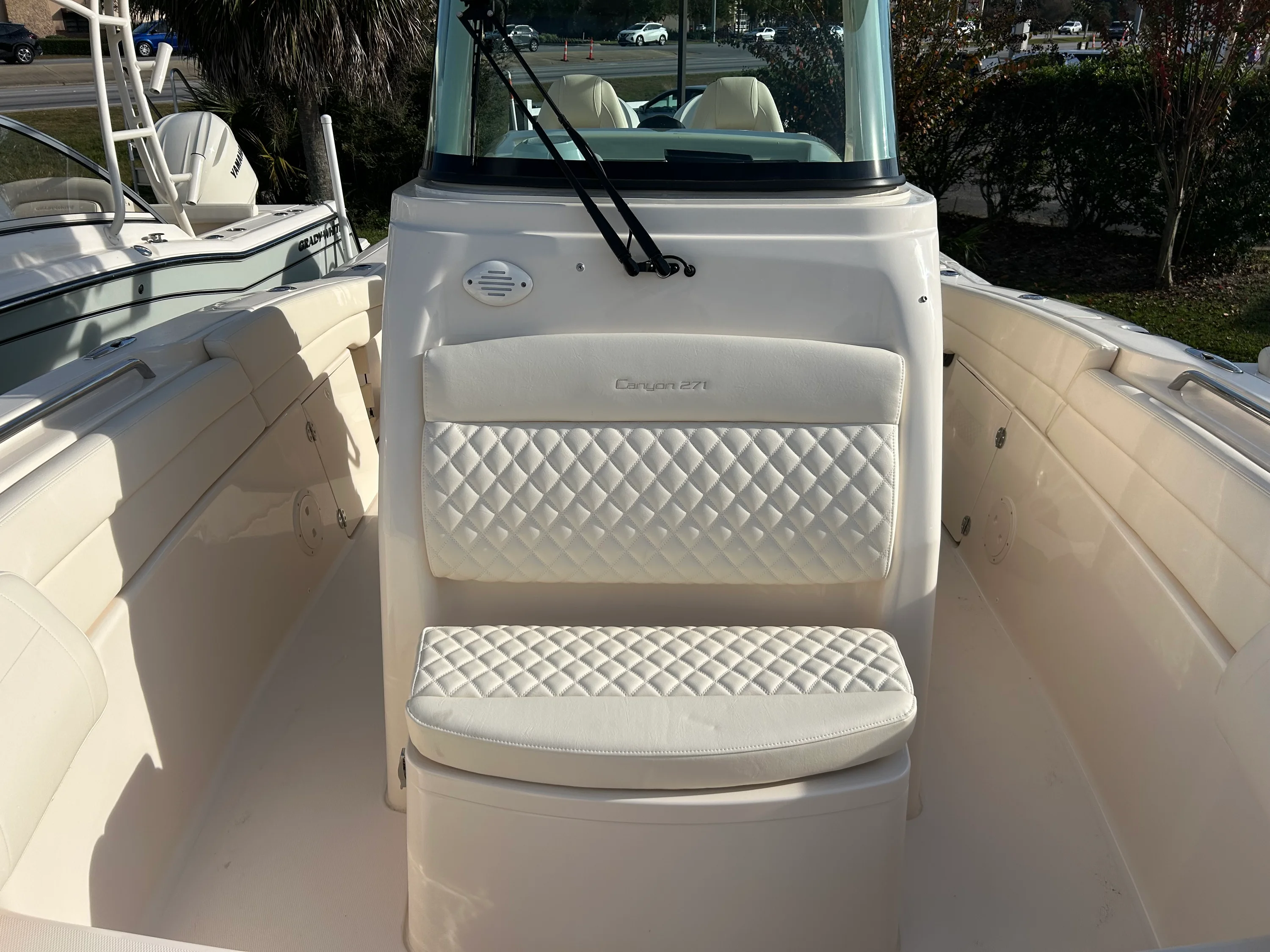 2026 Grady-White Canyon 271 Image Thumbnail #21