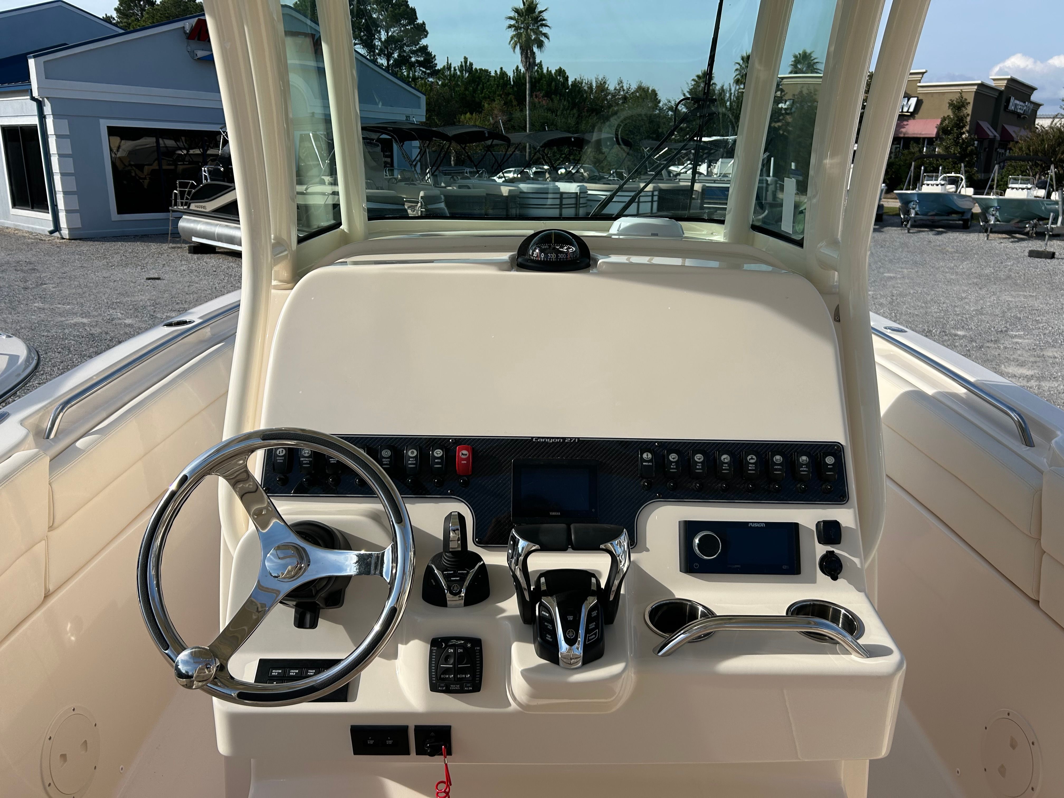 2026 Grady-White Canyon 271 Image Thumbnail #17