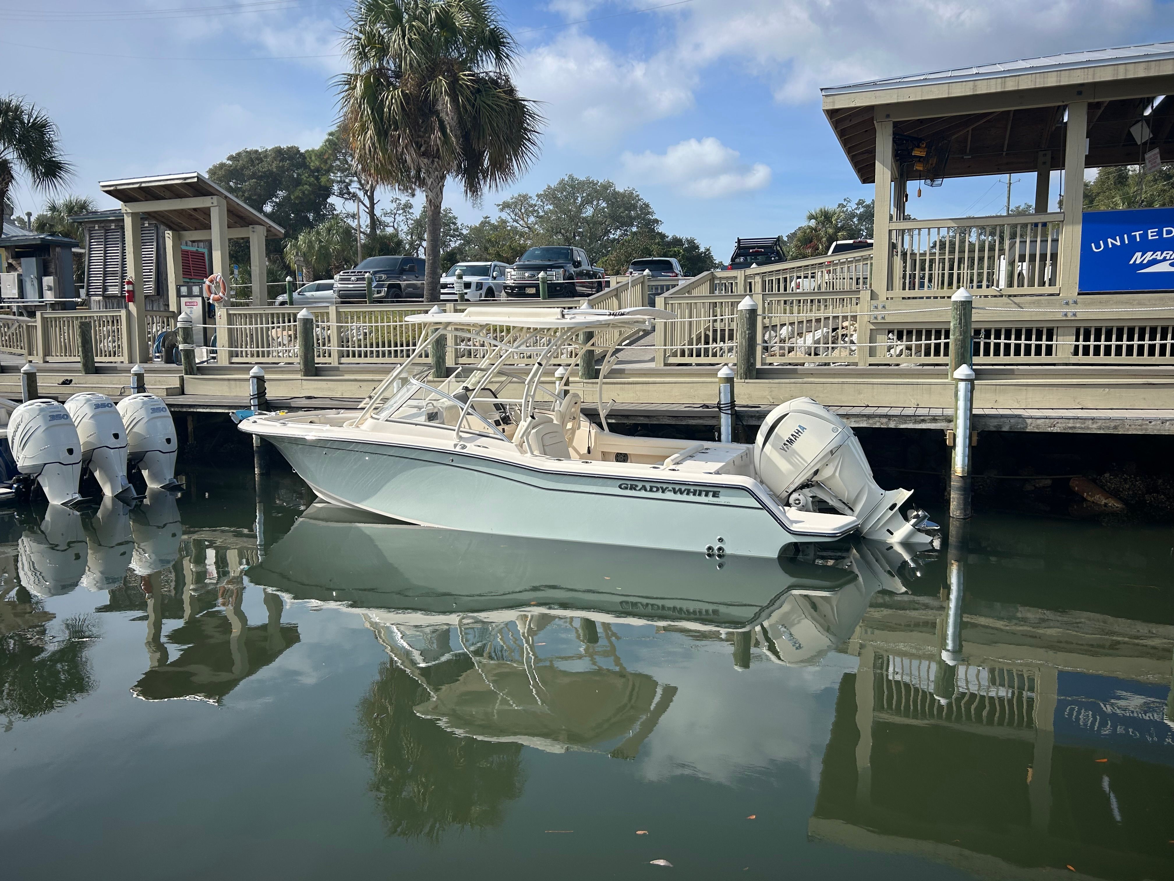 2026 Grady-White Freedom 235 Image Thumbnail #1