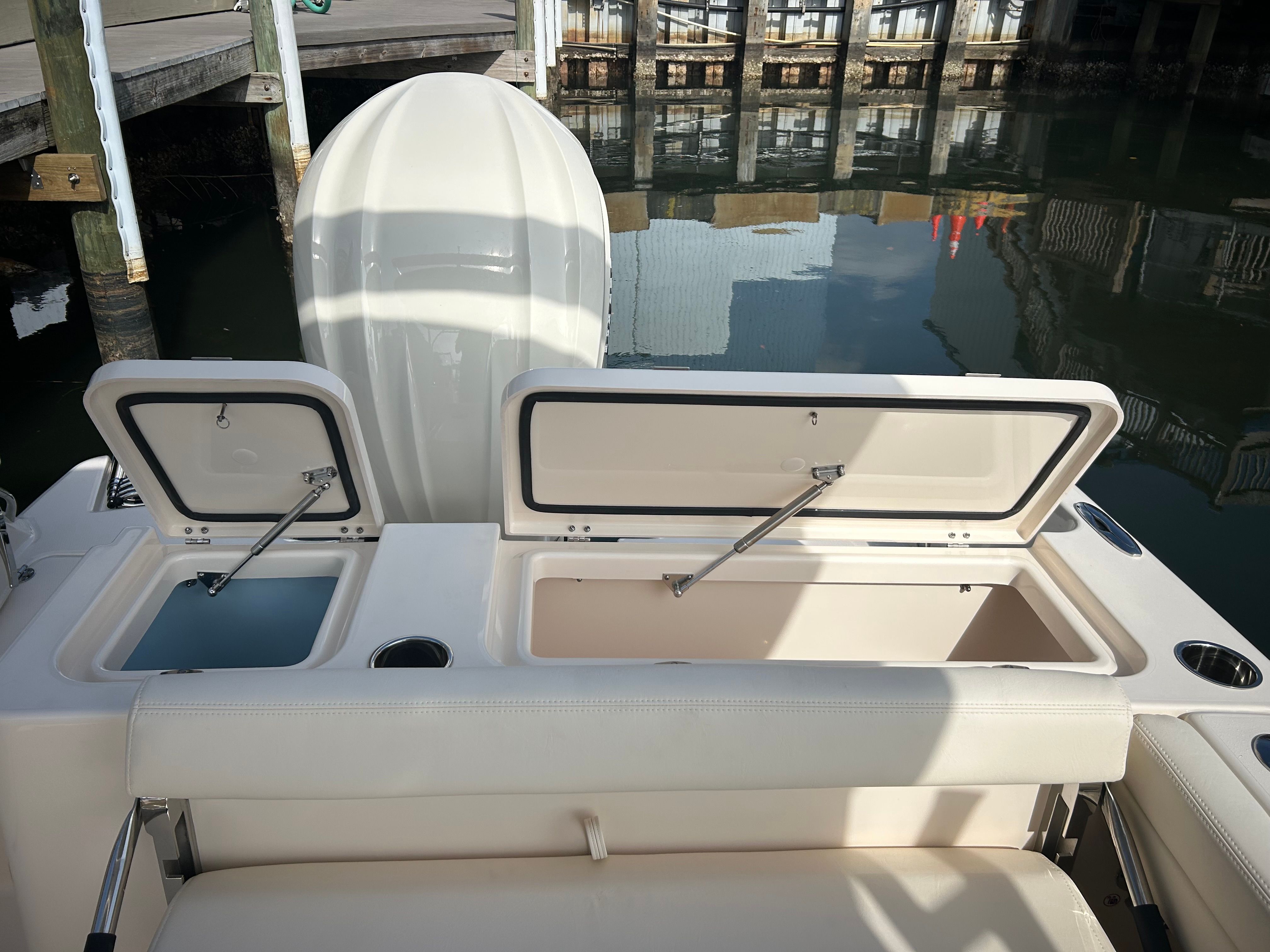 2026 Grady-White Freedom 235 Image Thumbnail #8