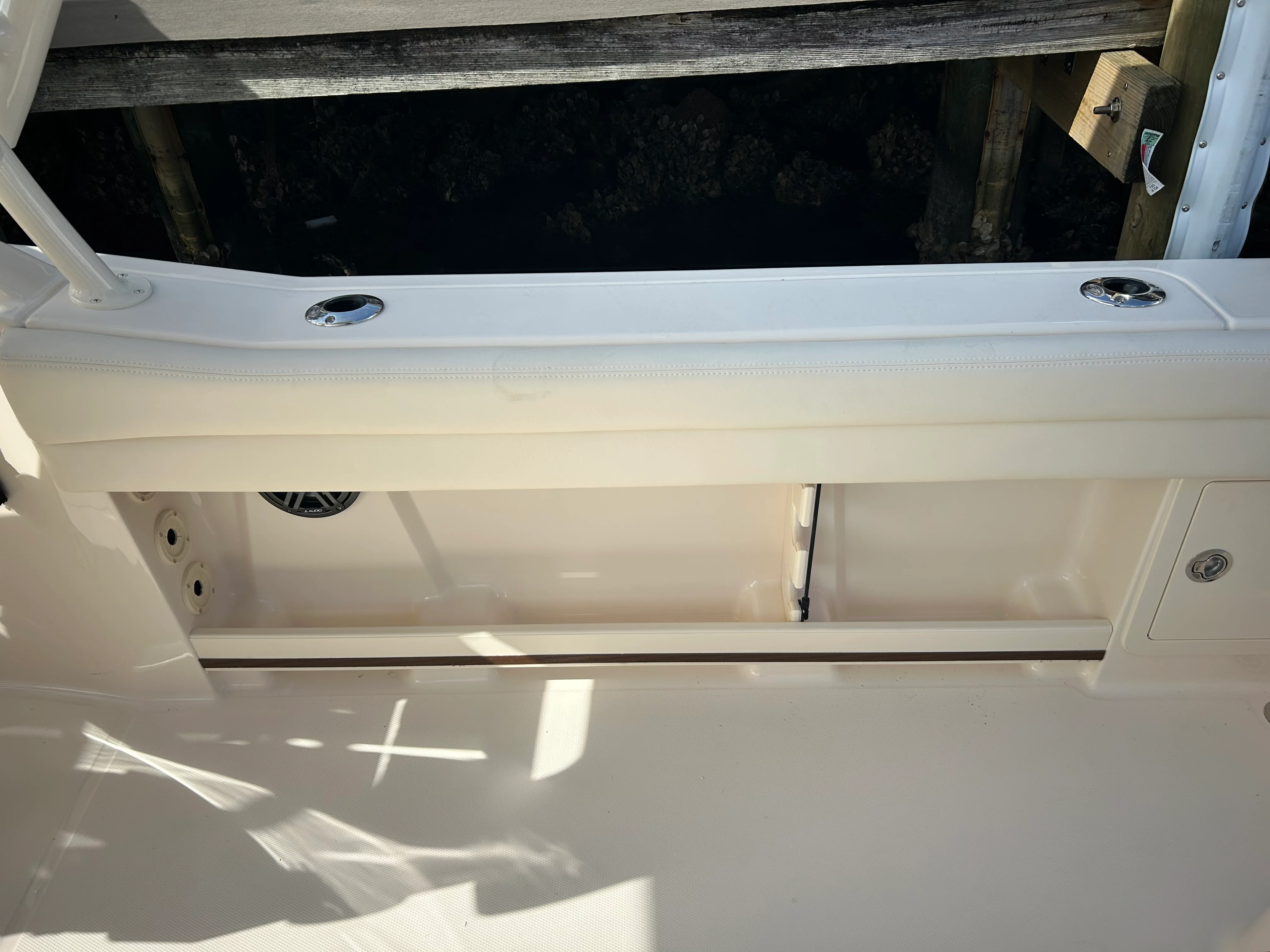 2026 Grady-White Freedom 235 Image Thumbnail #8