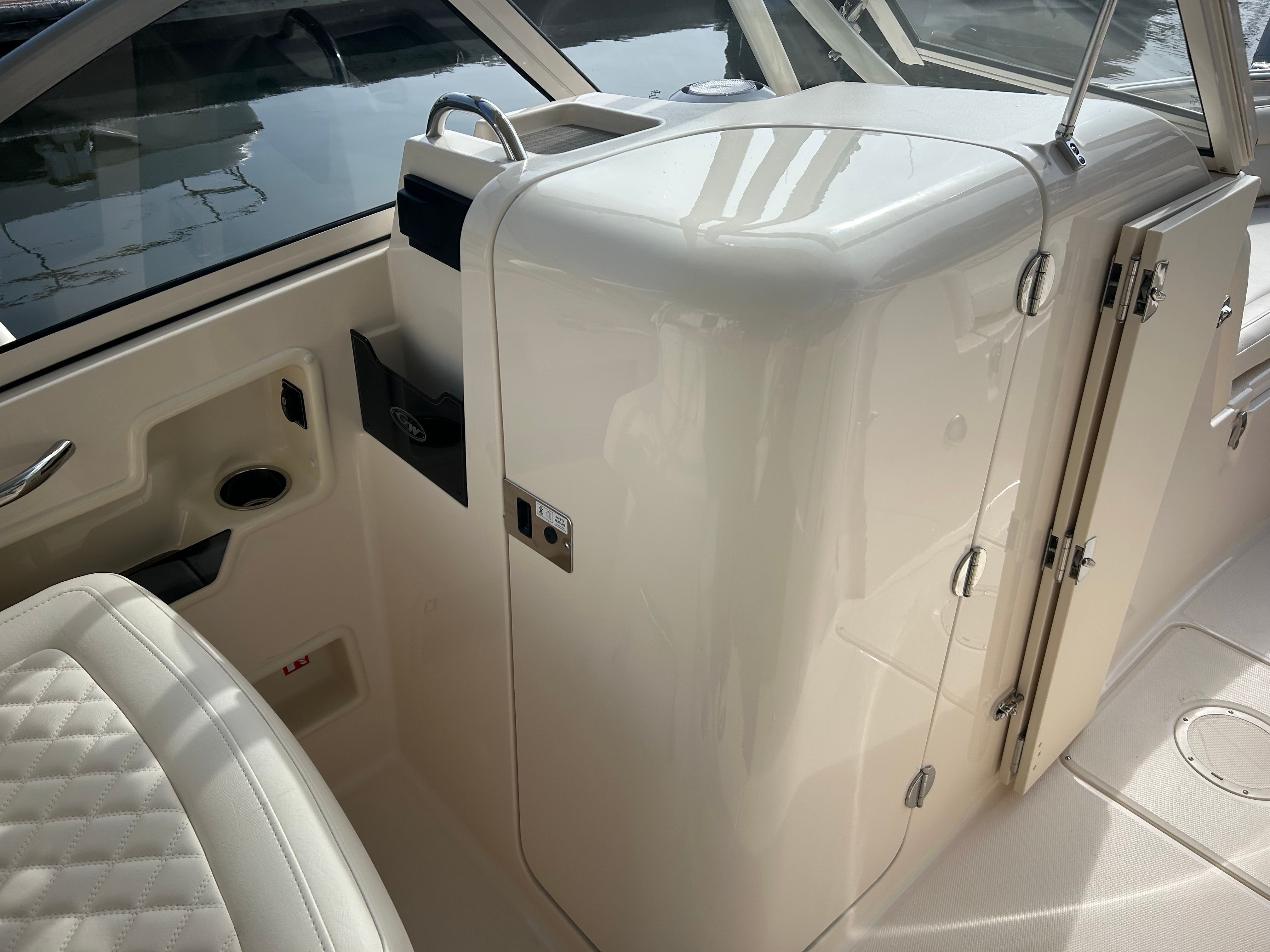 2026 Grady-White Freedom 235 Image Thumbnail #15