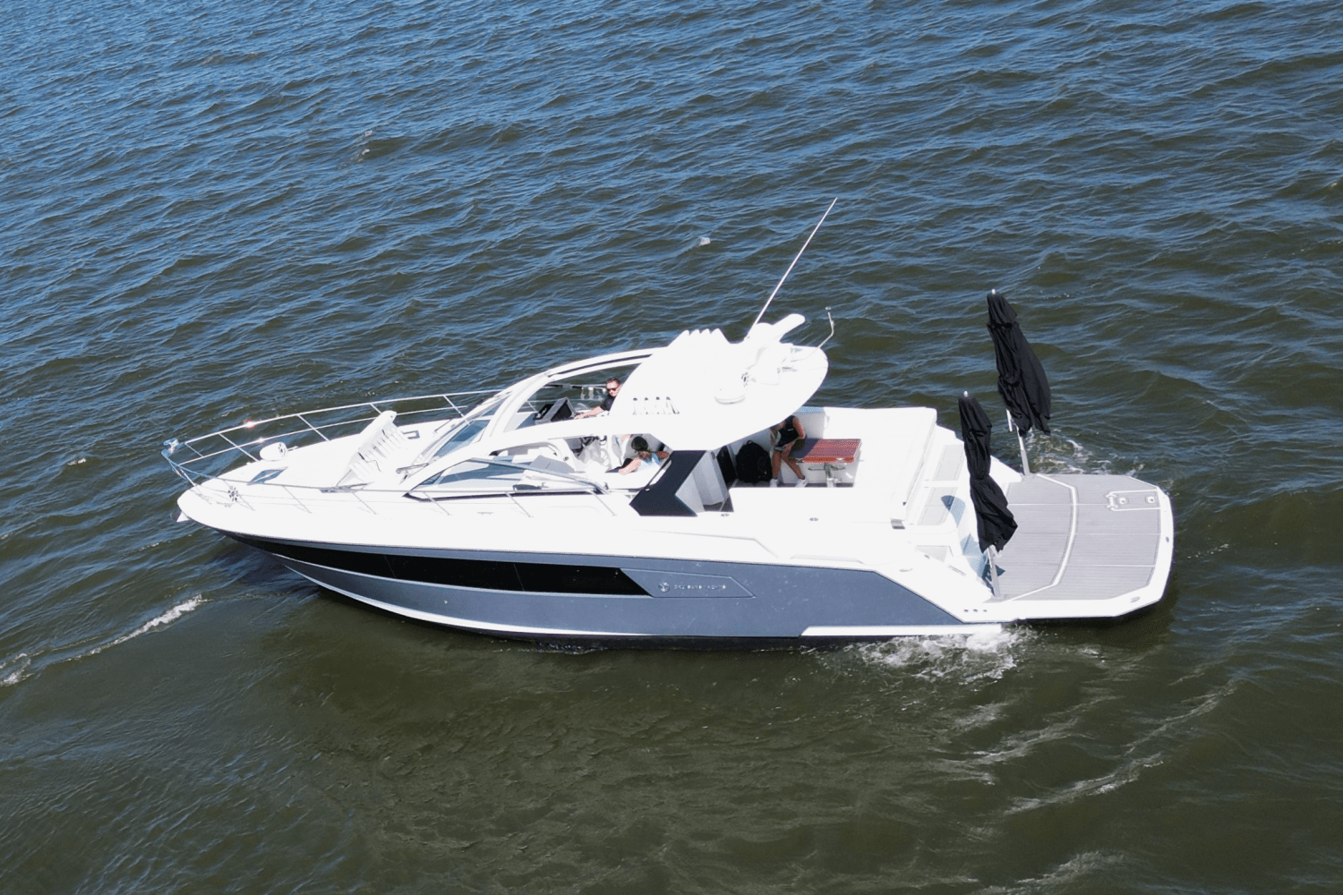 2018 Cruisers Yachts 390 EXPRESS COUPE Image Thumbnail #69
