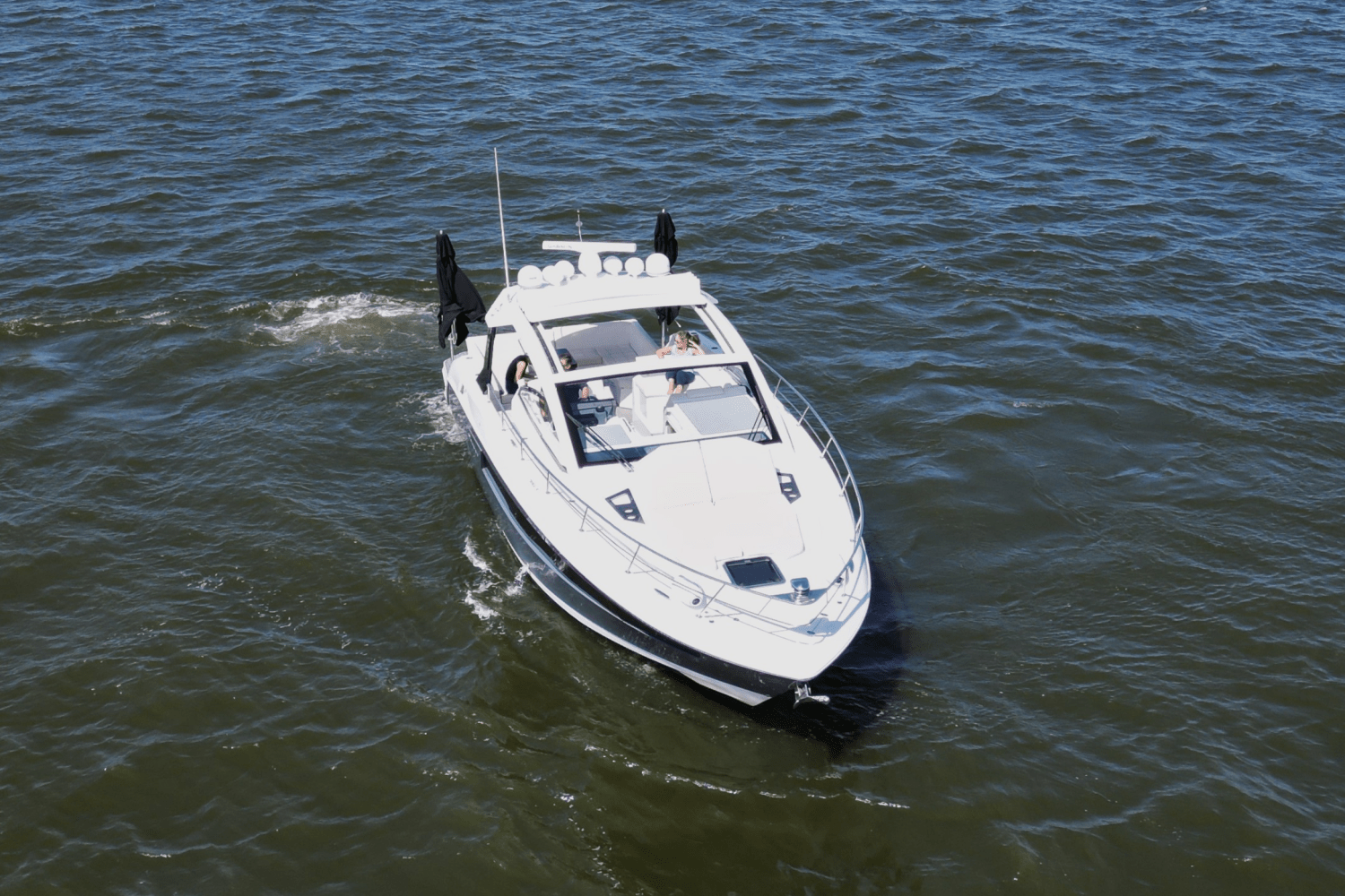 2018 Cruisers Yachts 390 EXPRESS COUPE Image Thumbnail #64